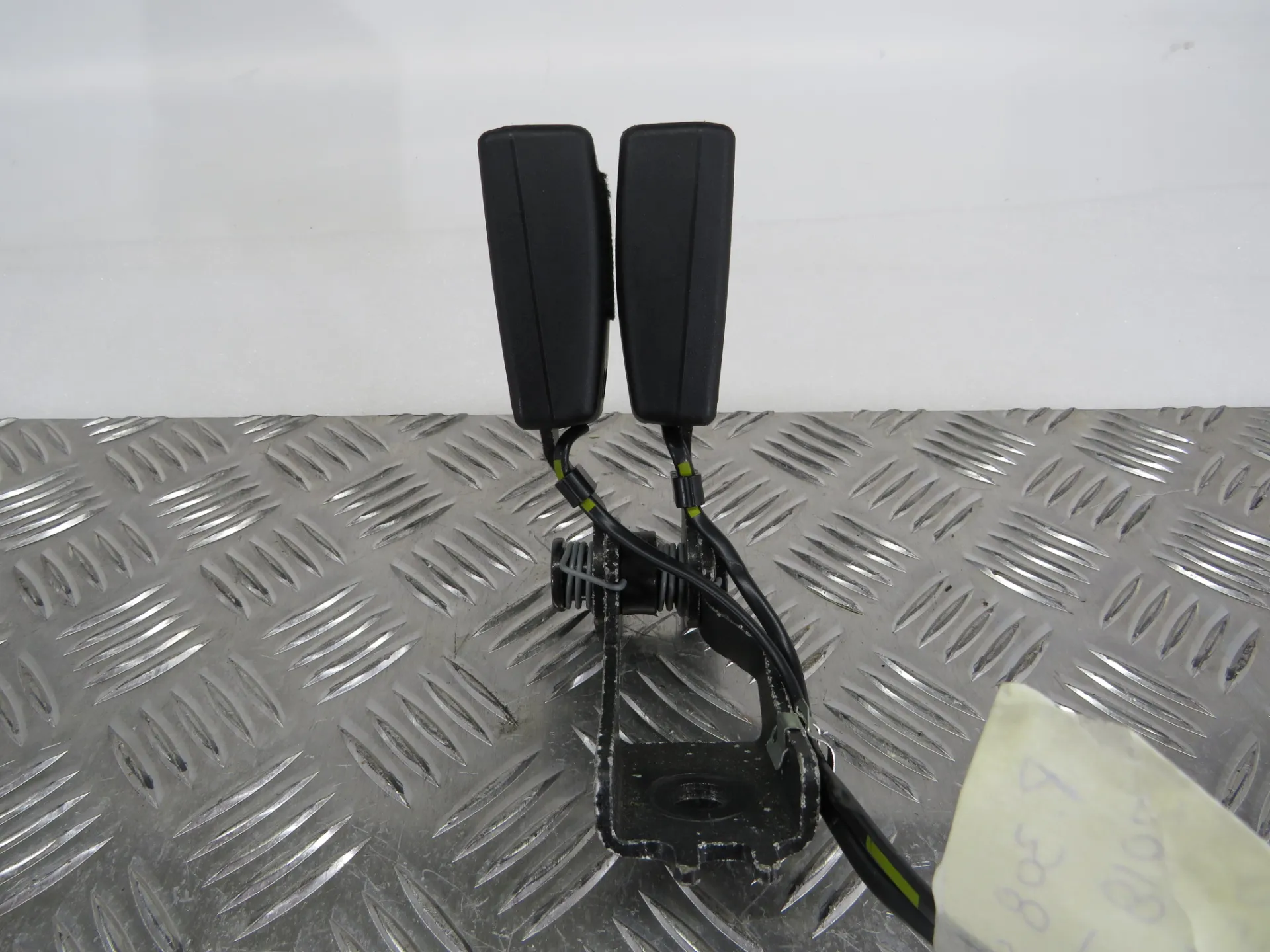 Fibbia cintura posteriore destra PEUGEOT 308 SW II Van (LC_) Imagem-1