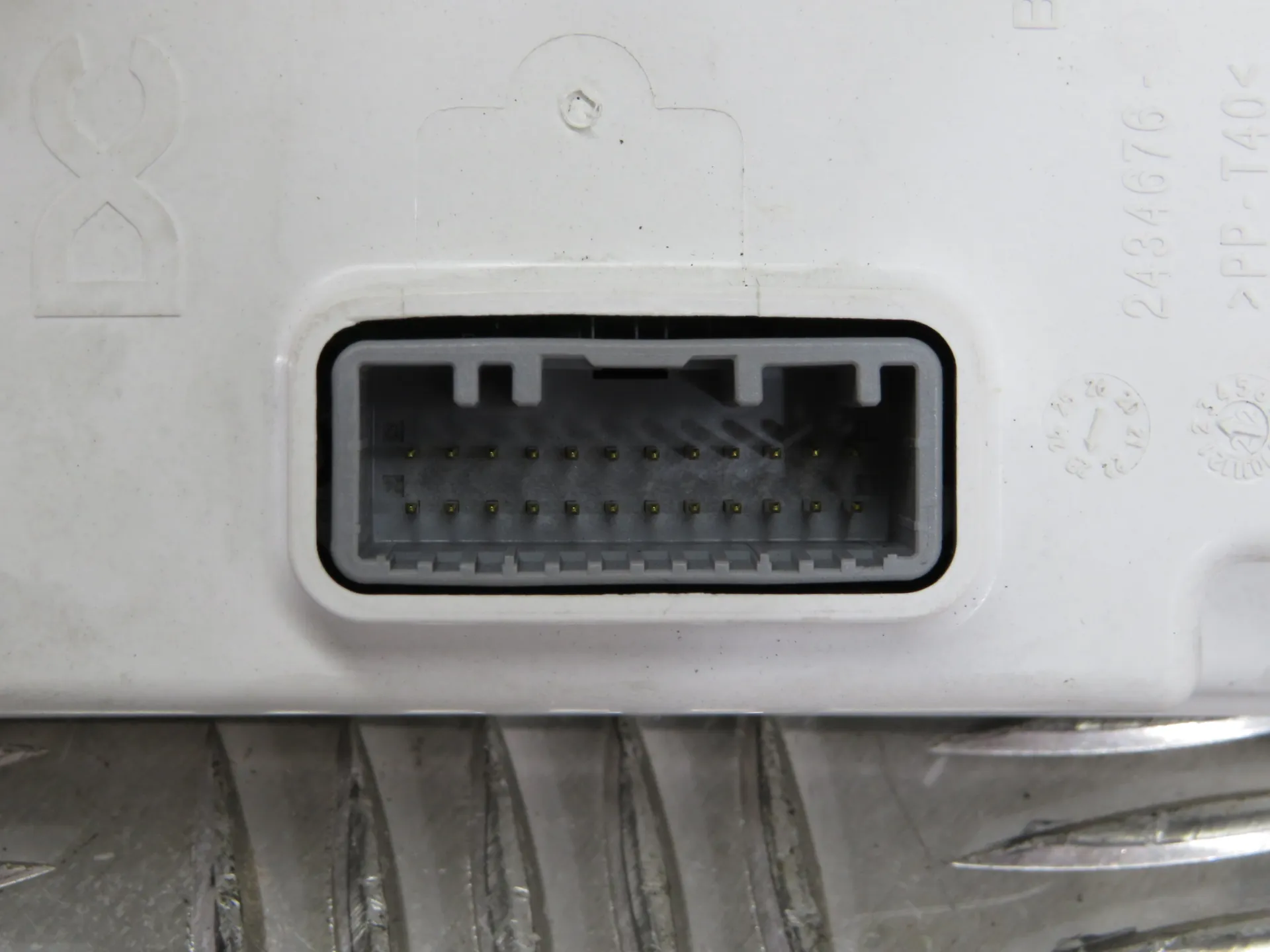 Generic Unit Module RENAULT Master III (FV) Imagem-1