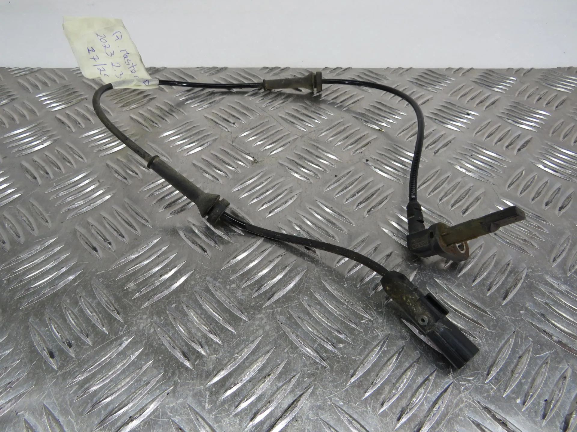 Right rear ABS sensor RENAULT Master III (FV)