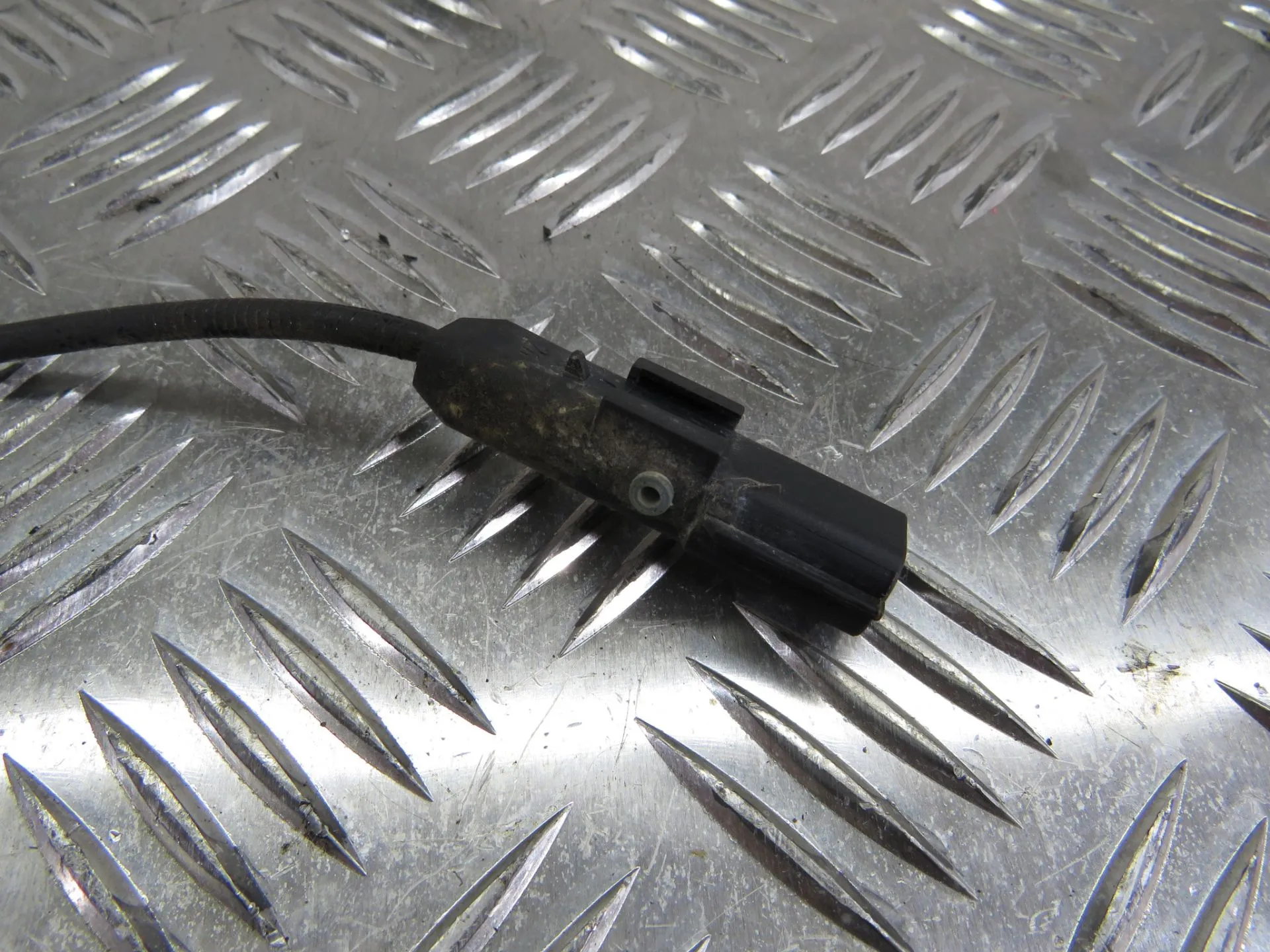 Right rear ABS sensor RENAULT Master III (FV) Imagem-2
