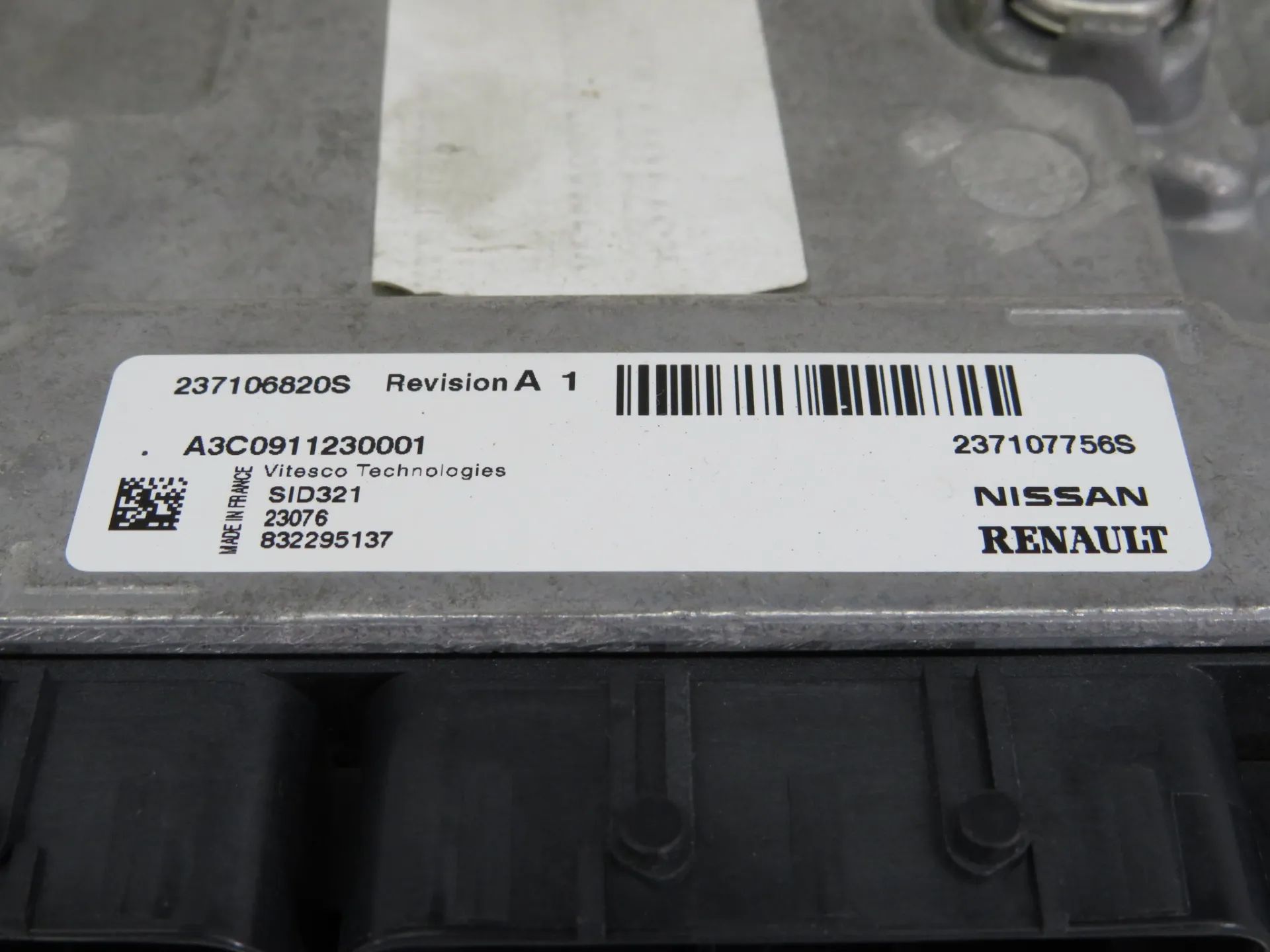 Engine control unit / ECU RENAULT Master III (FV) Imagem-2