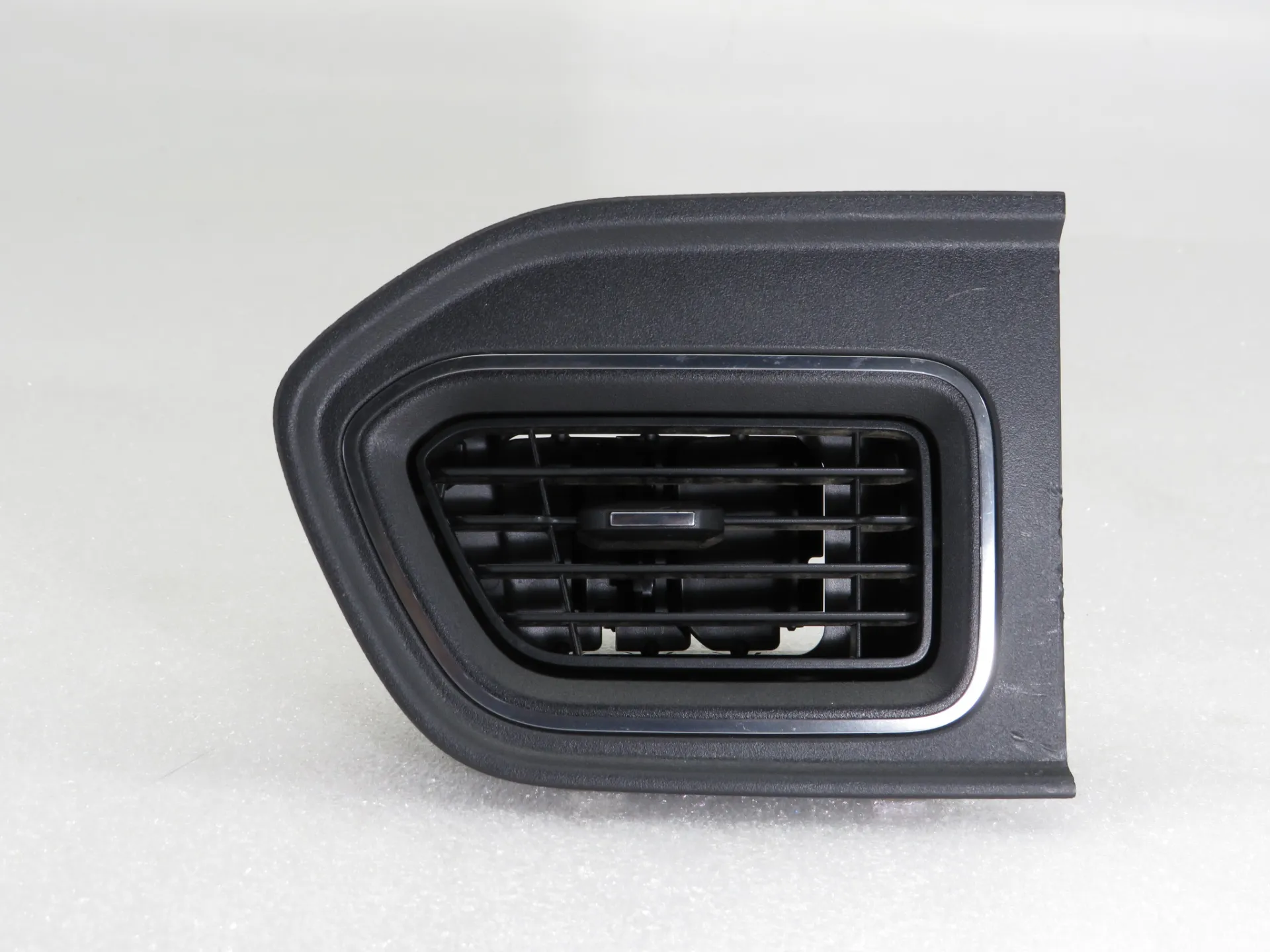 Difusor / salida de aire RENAULT Master III (FV) Imagem-1