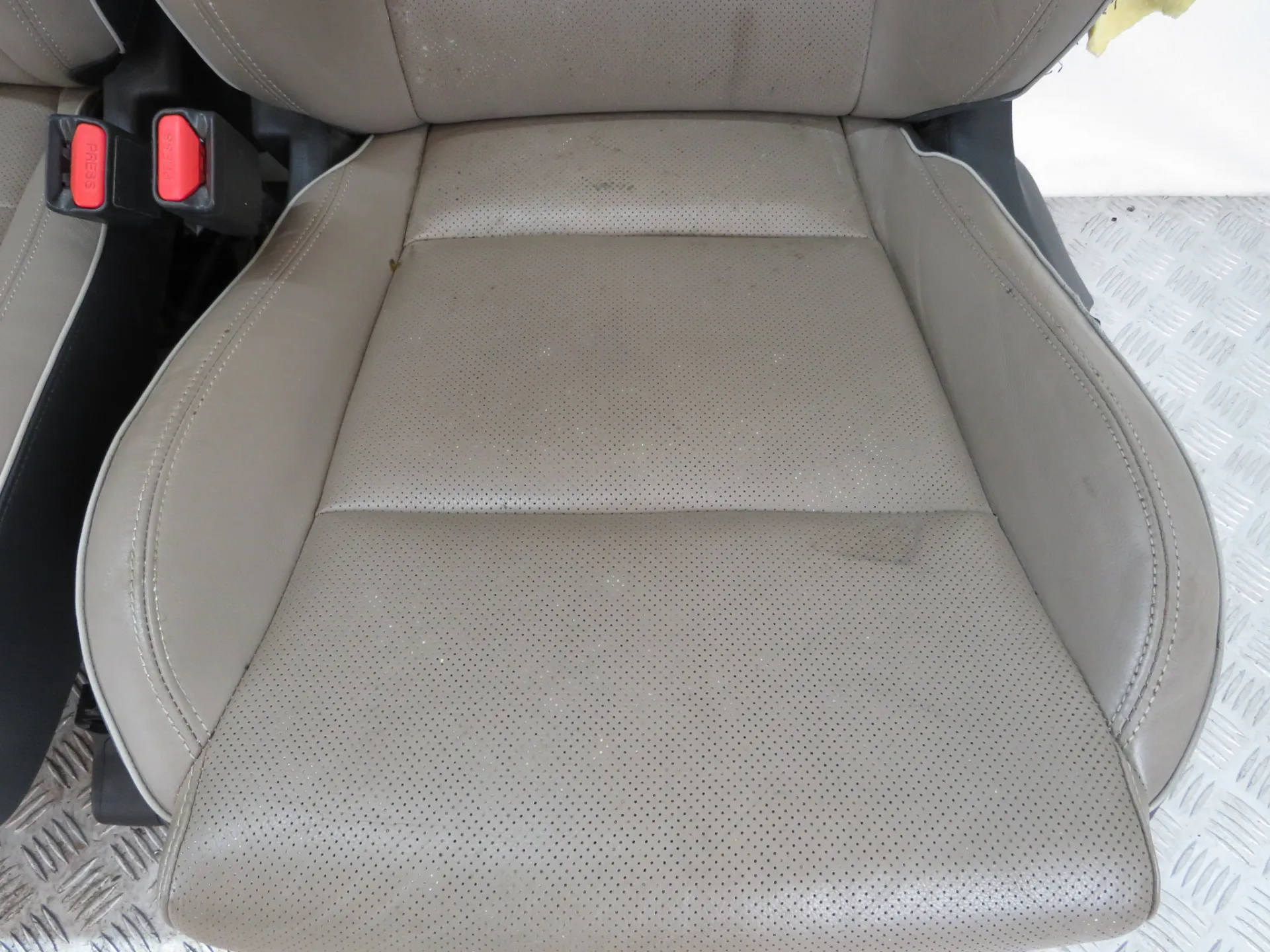Conjunto de bancos HYUNDAI Tucson (TL) Imagem-4
