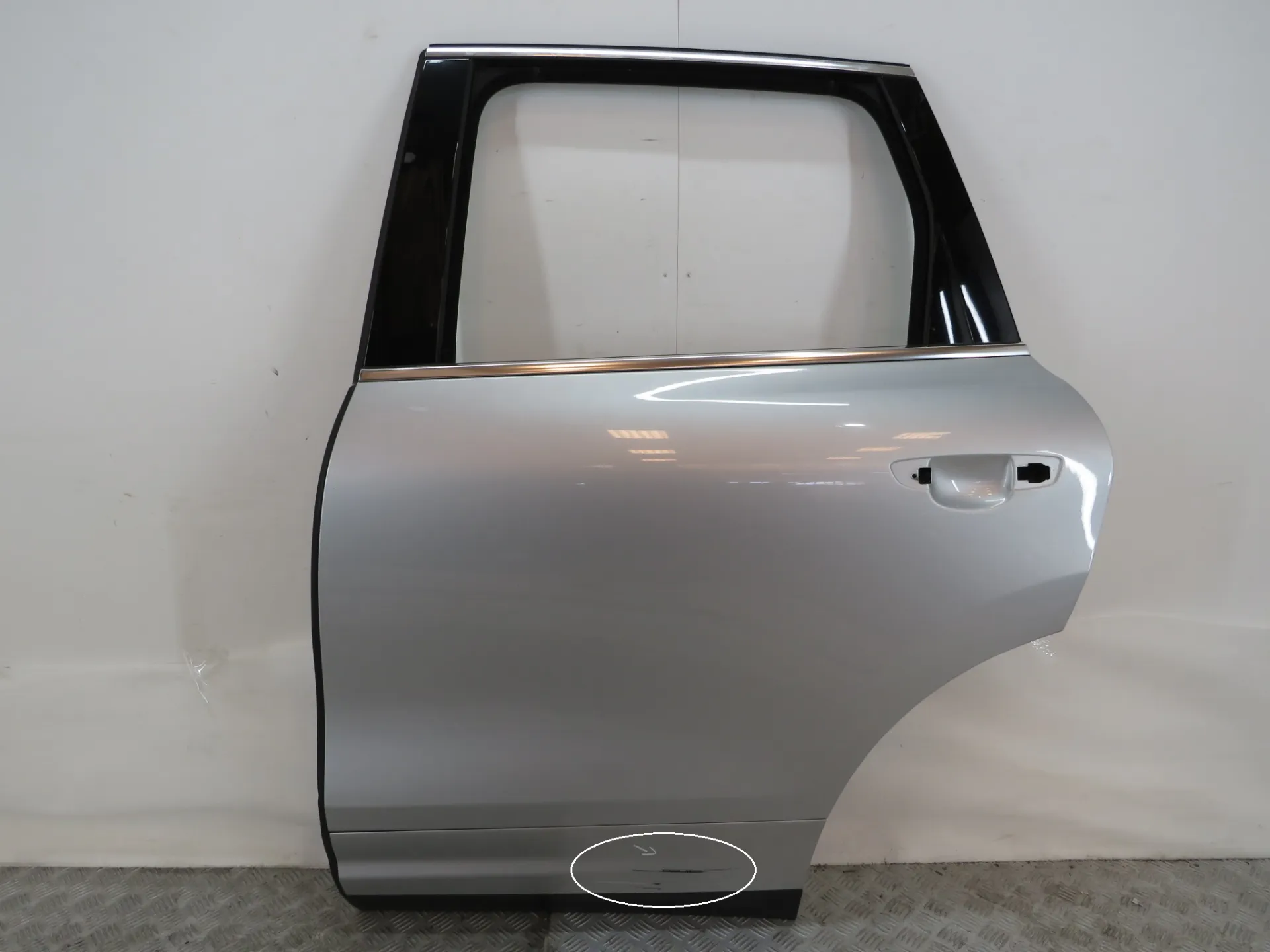 Porta trás esquerda PORSCHE Cayenne (92A)