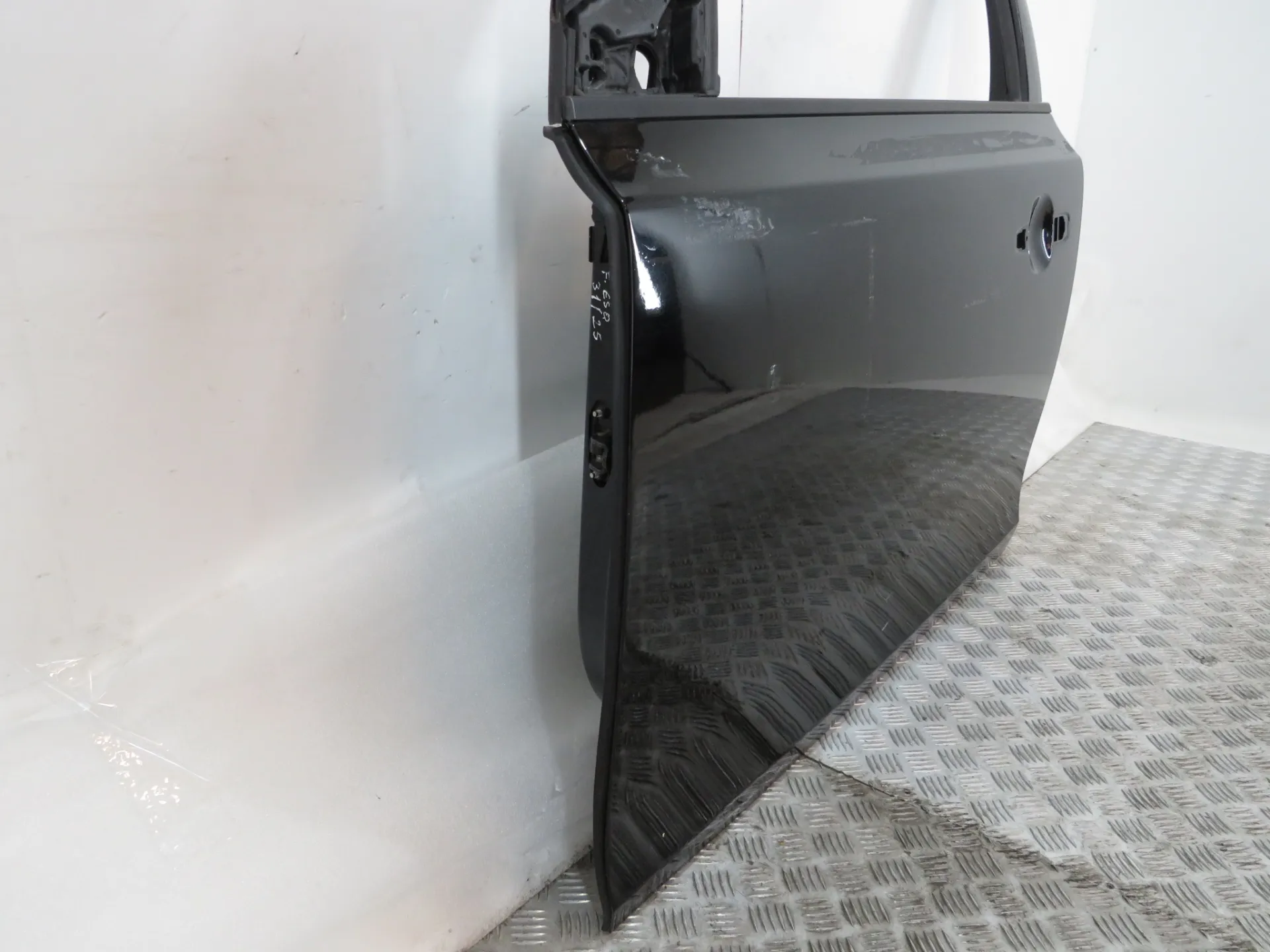 Porta frente esquerda VOLVO V40 Hatchback Imagem-2