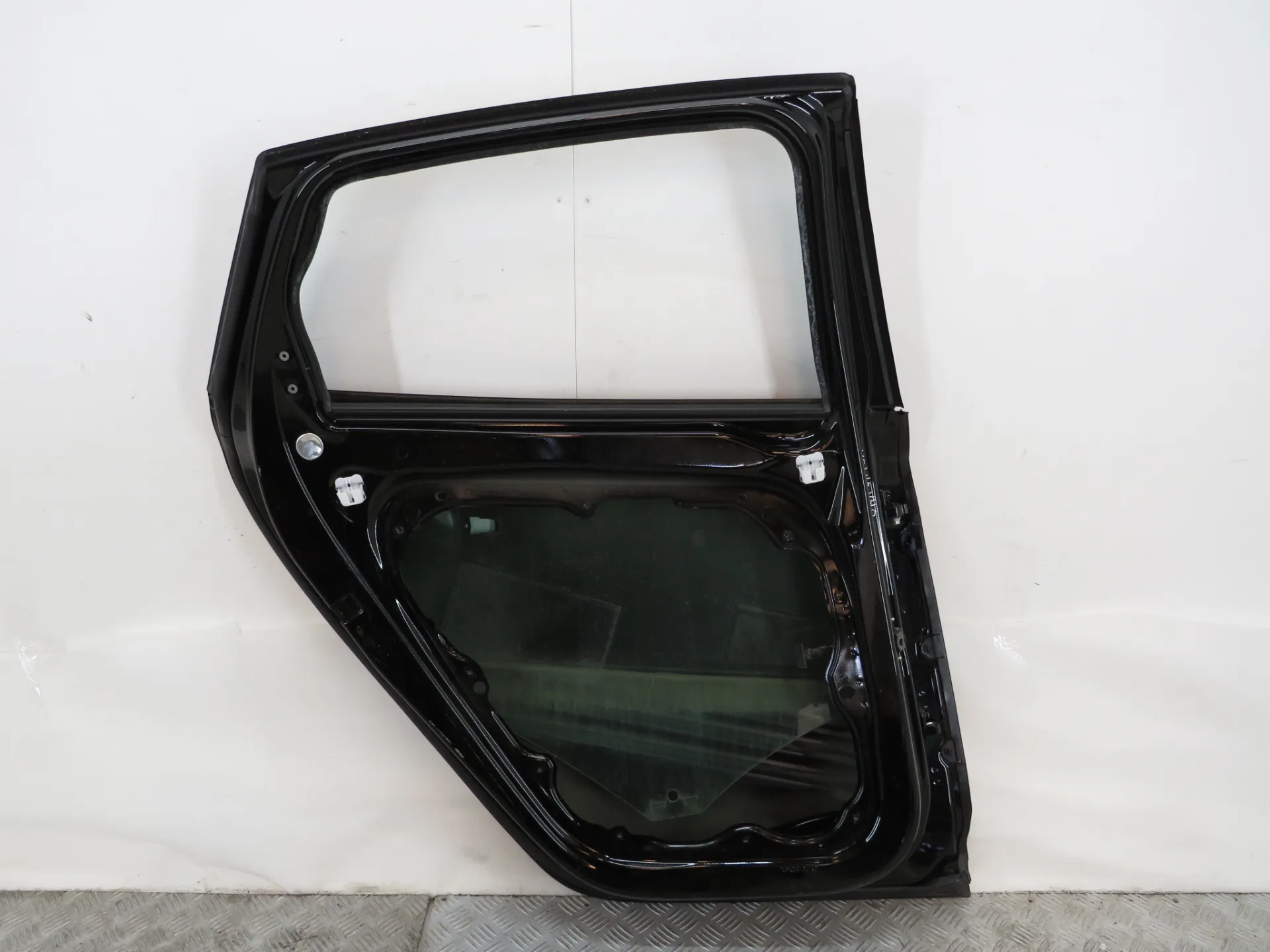 Porta trás esquerda VOLVO V40 Hatchback Imagem-3