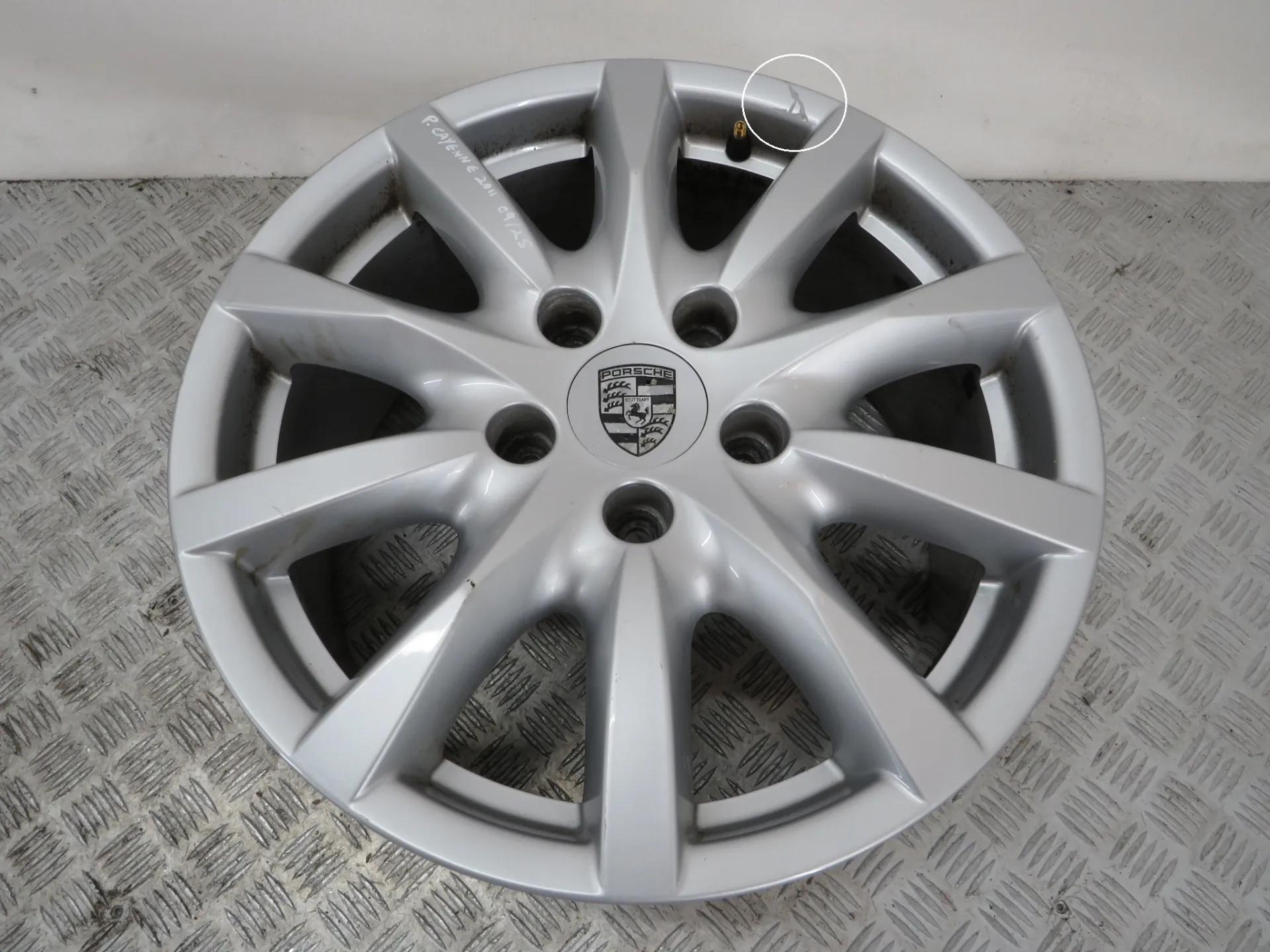 Jante Avant Droite PORSCHE Cayenne (92A)