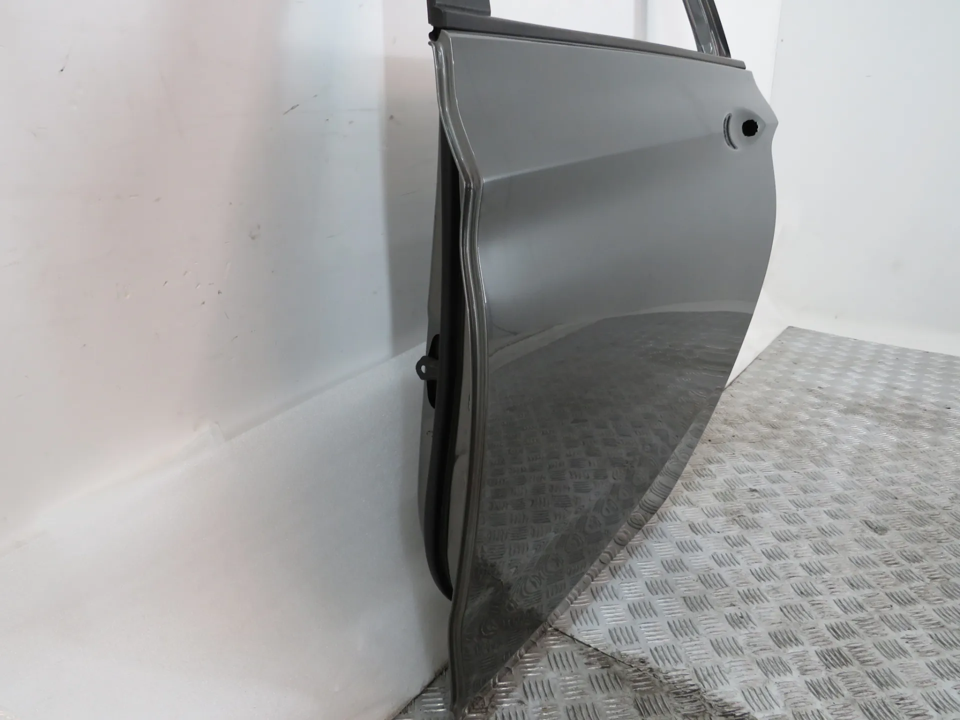 Porta trás esquerda OPEL Astra K Sports Tourer Imagem-1