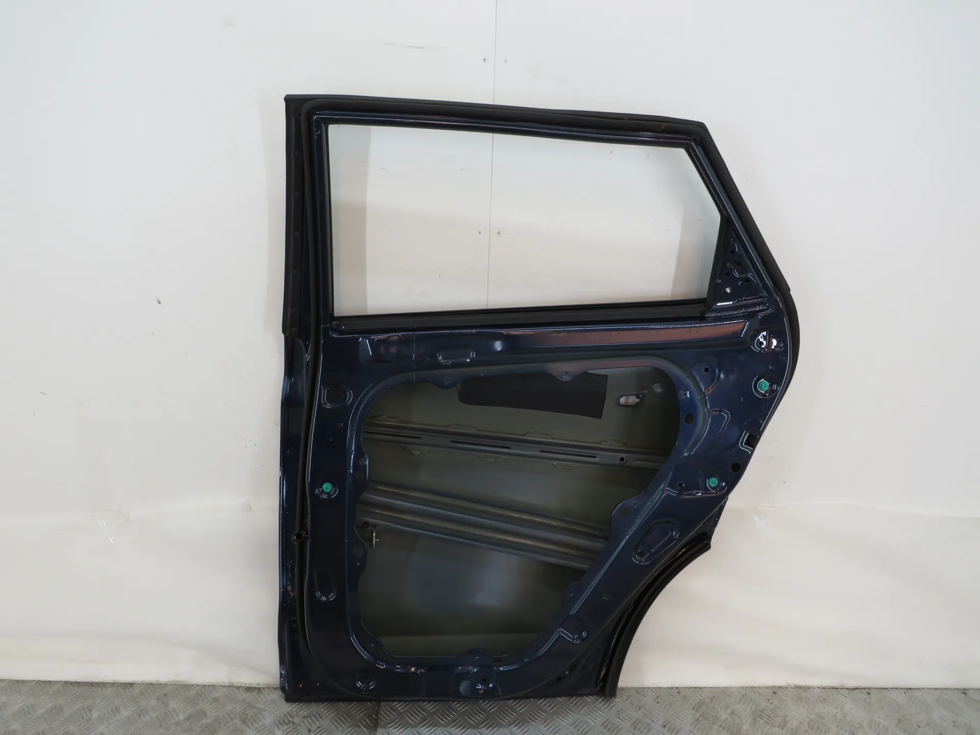Right rear door HYUNDAI Tucson (TL) Imagem-5