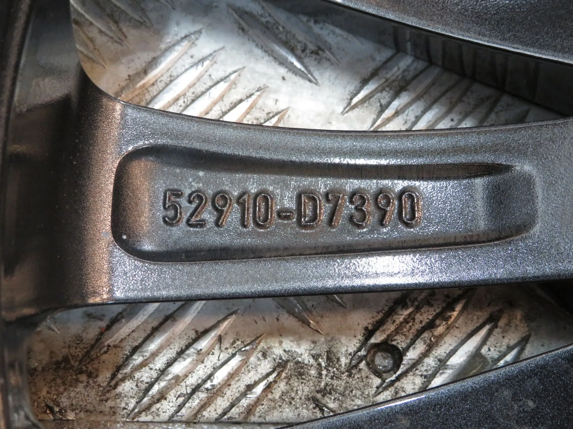 Wheel set HYUNDAI Tucson (TL) Imagem-8