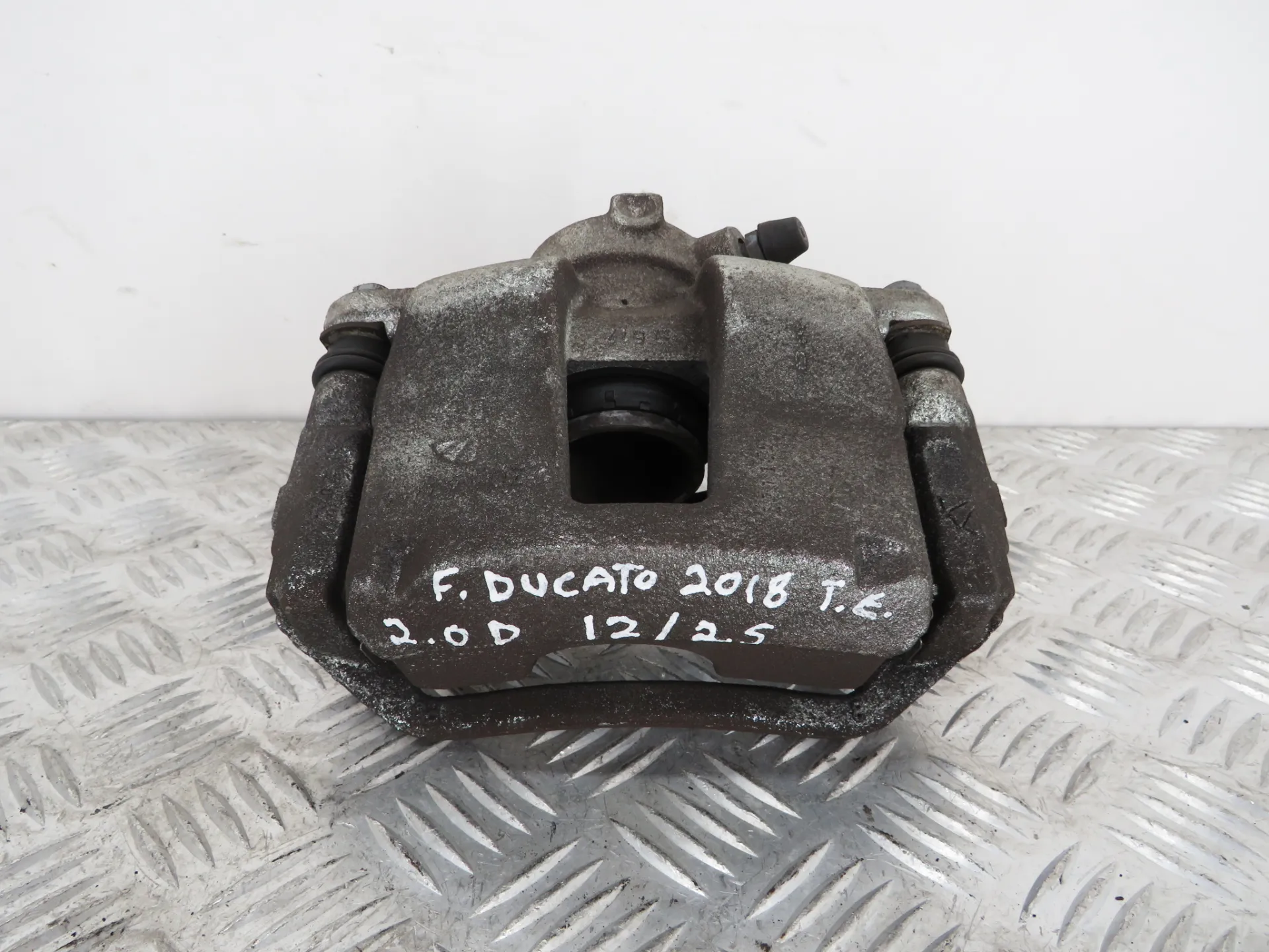 Pinza de freno Trasero Izquierdo FIAT Ducato (250_, 290_)