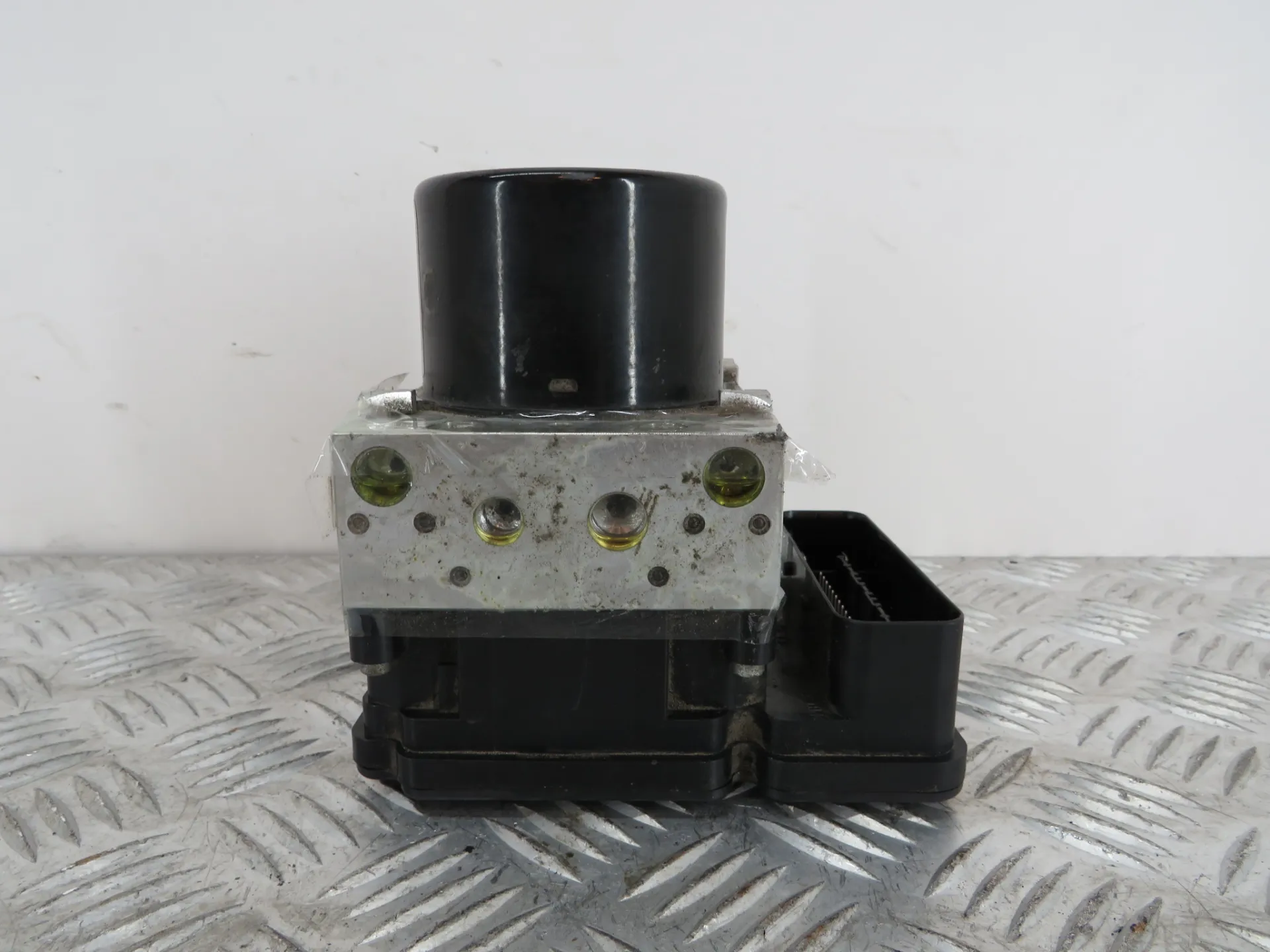 ABS VOLVO V40 Hatchback