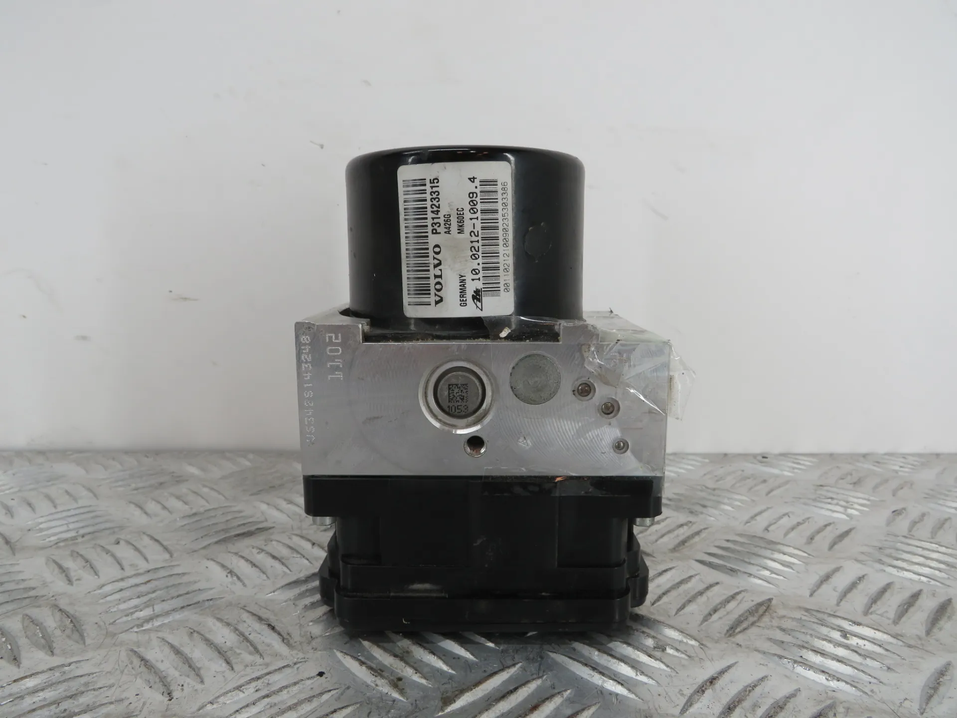 ABS VOLVO V40 Hatchback Imagem-3