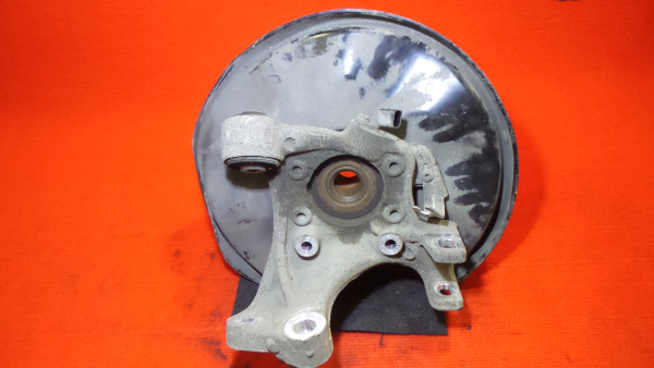 Fusée arrière Droite AUDI A6 (4F2, C6)