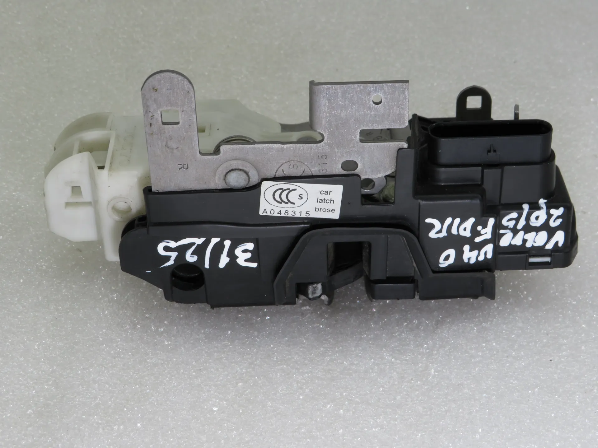 Front Right Door Lock VOLVO V40 Hatchback Imagem-1