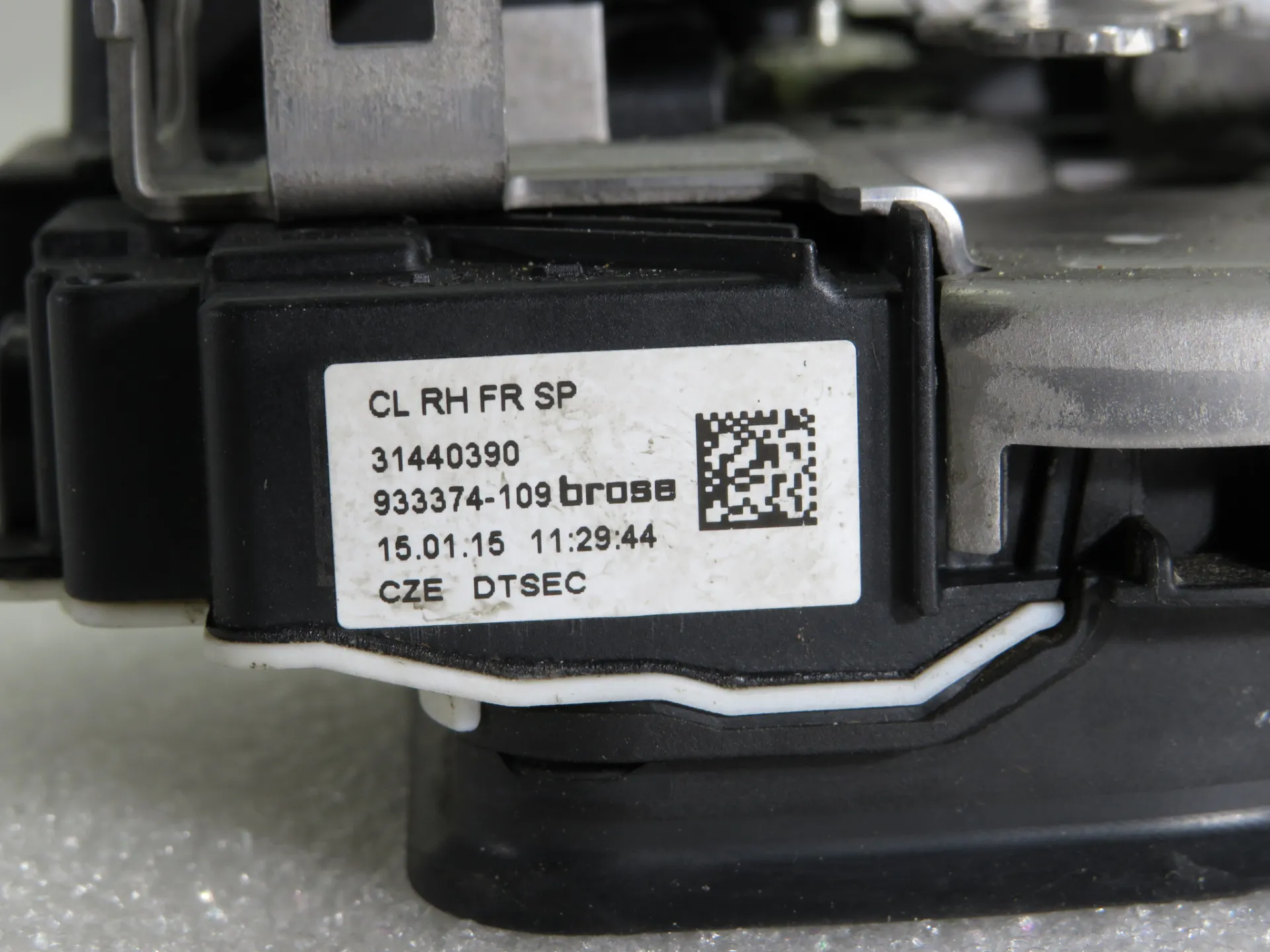 Front Right Door Lock VOLVO V40 Hatchback Imagem-5