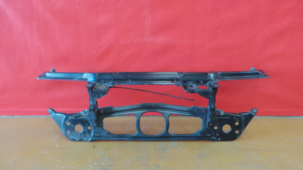 Frente em fibra ou chapa BMW 3 (E46)