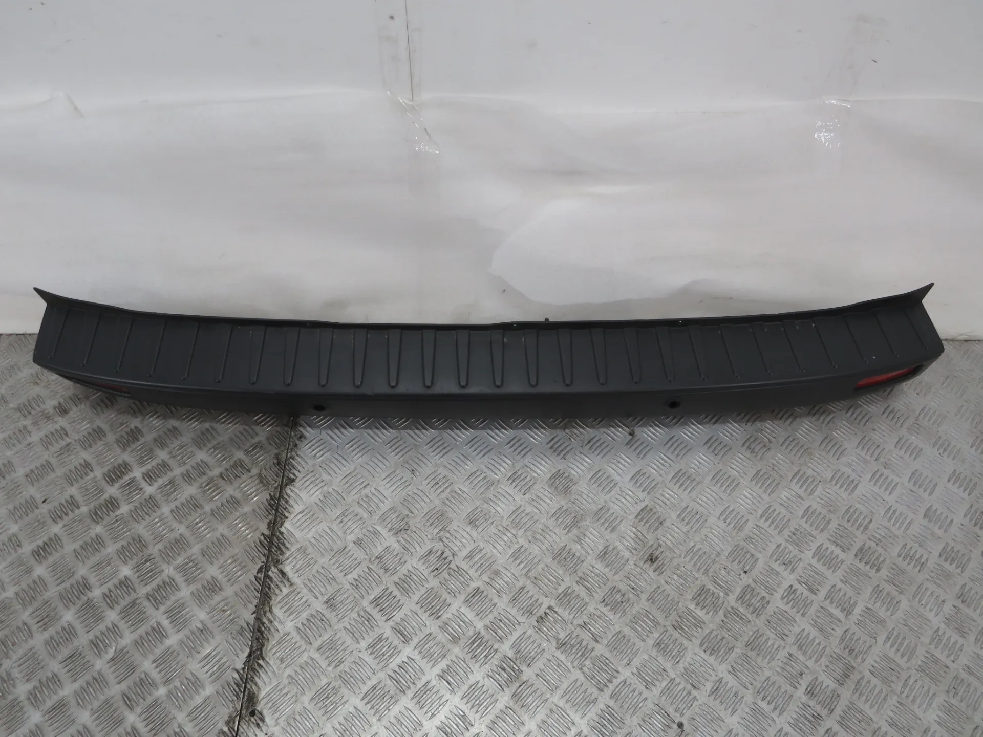 Plastica generica FORD Transit Custom Kombi Imagem-3