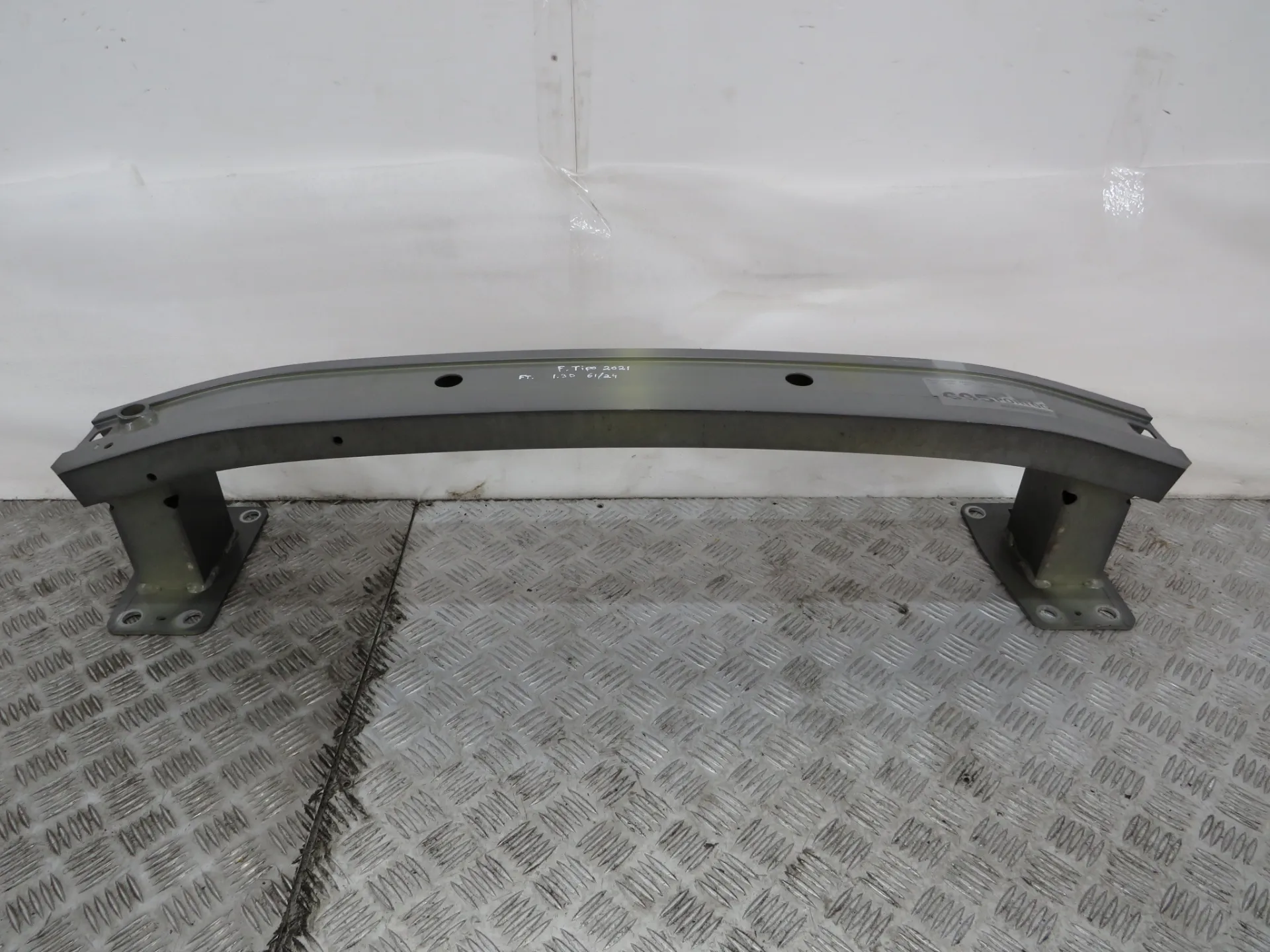 Renfort pare-chocs avant FIAT Tipo Hatchback (357_)