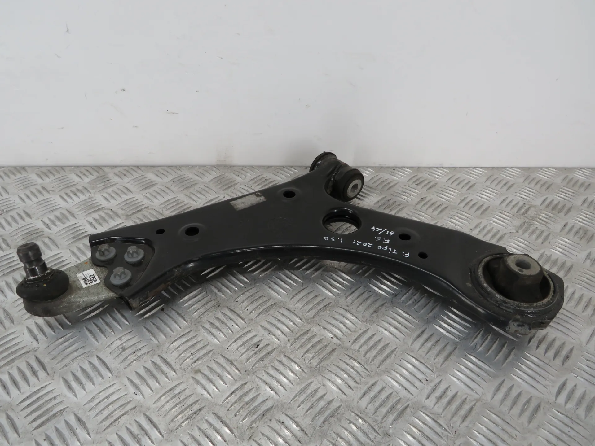 Bras de suspension Avant gauche FIAT Tipo Hatchback (357_)