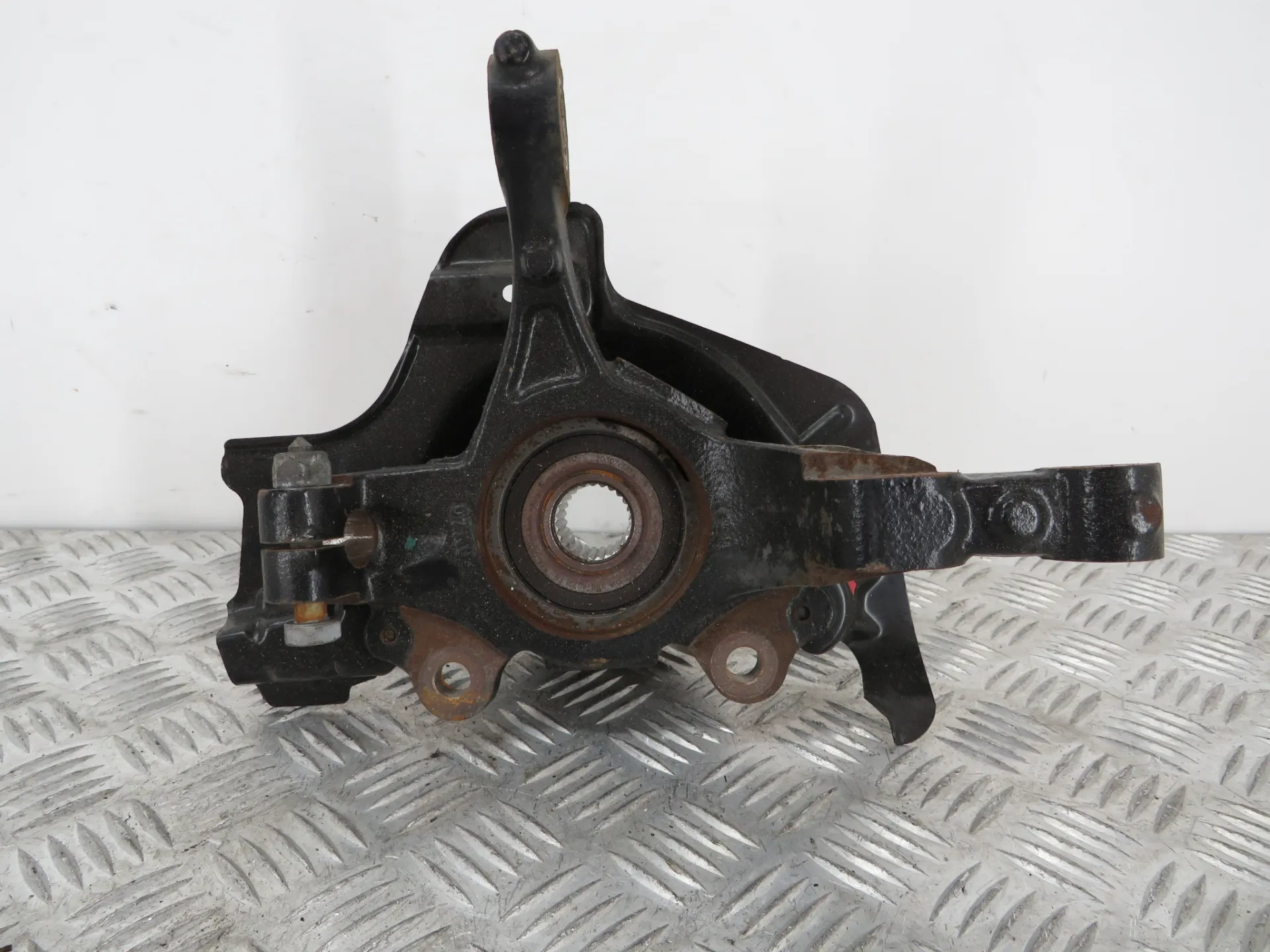 Fusée avant gauche FIAT Tipo Hatchback (357_)