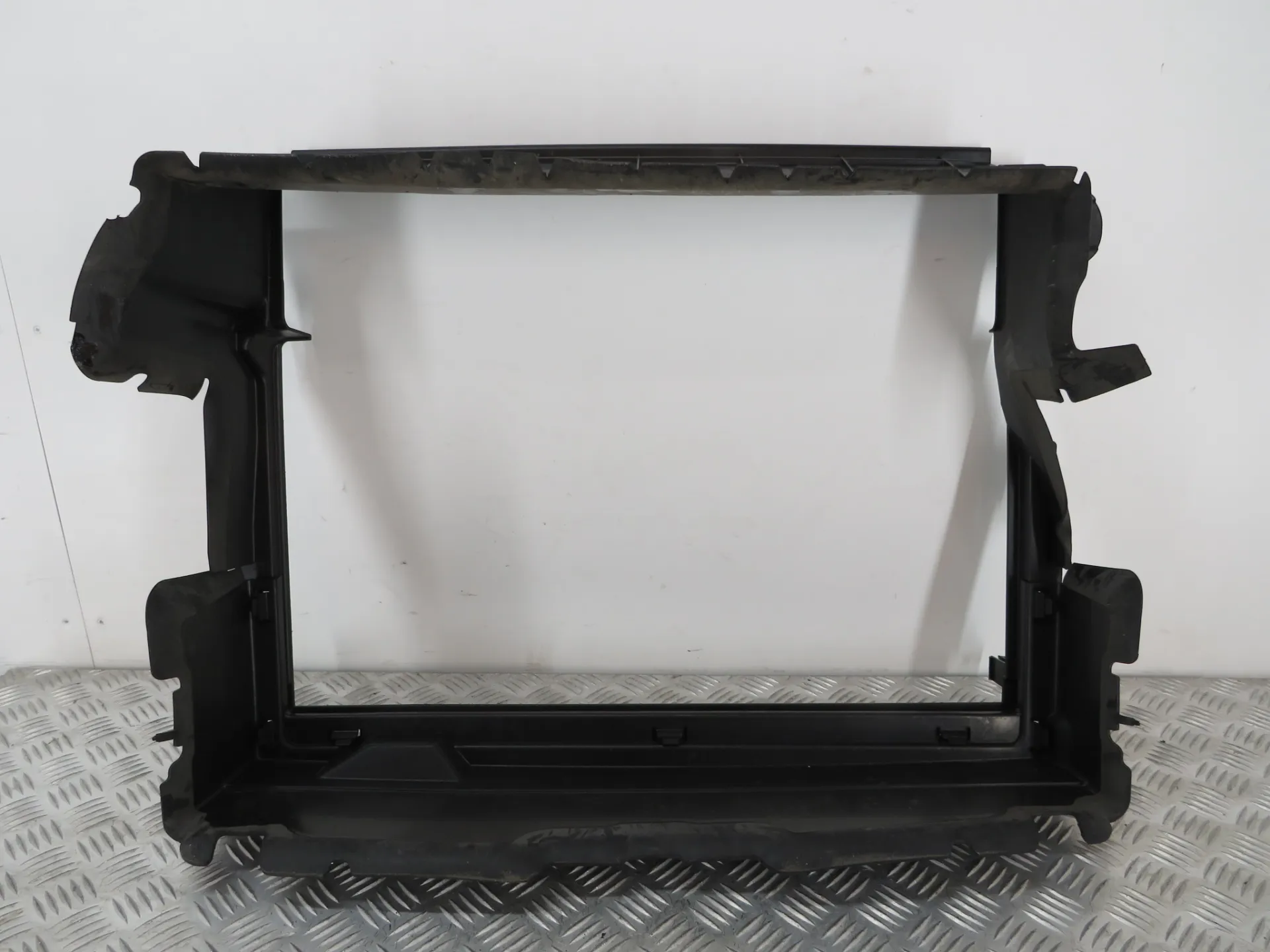 Pièce en plastique générique FIAT Tipo Hatchback (357_)