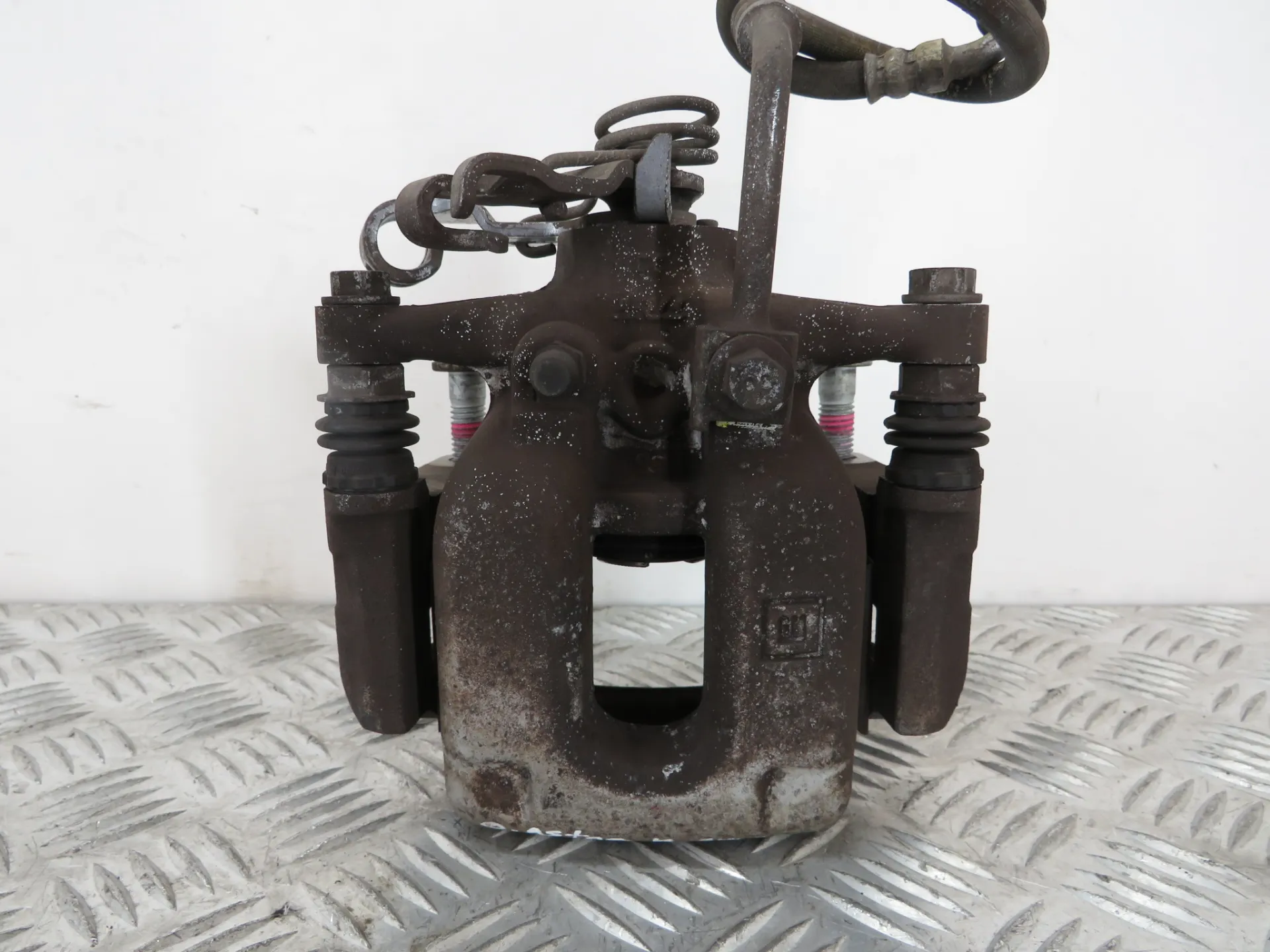 Left rear Brake Caliper OPEL Astra K Sports Tourer