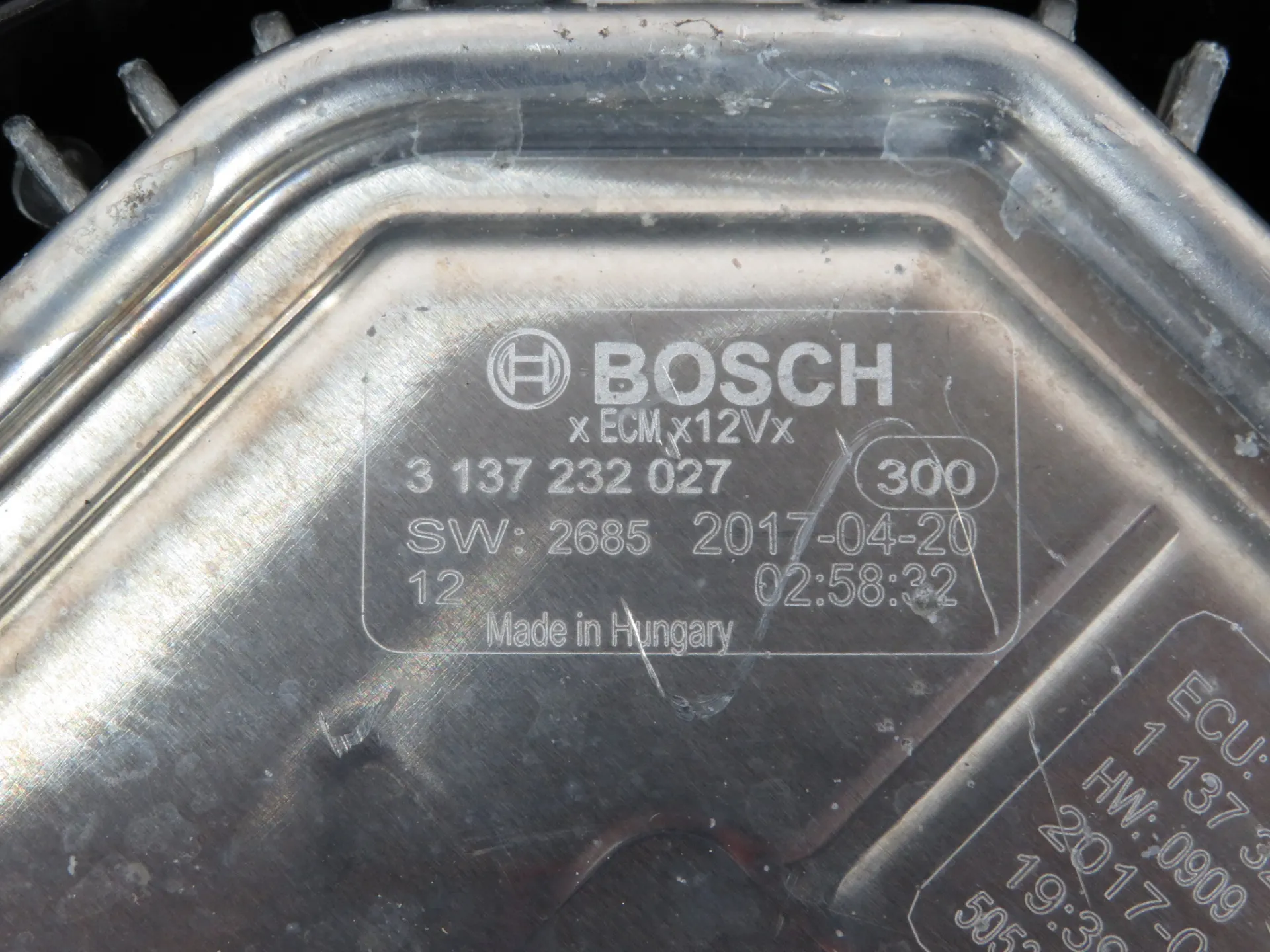 Cooling fan OPEL Insignia B Sports Tourer (Z18) Imagem-3