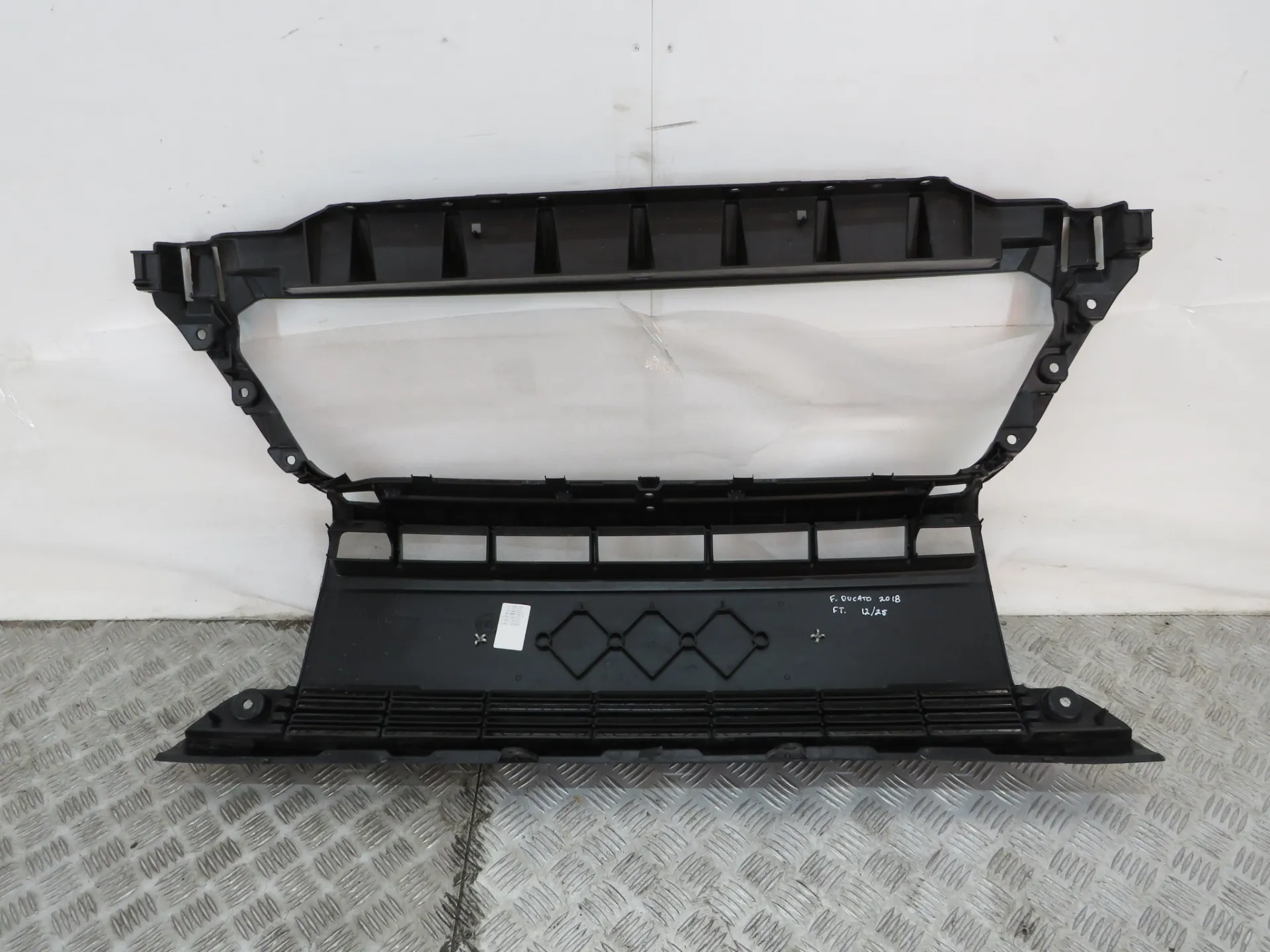 Pièce en plastique générique FIAT Ducato (250_, 290_) Imagem-1