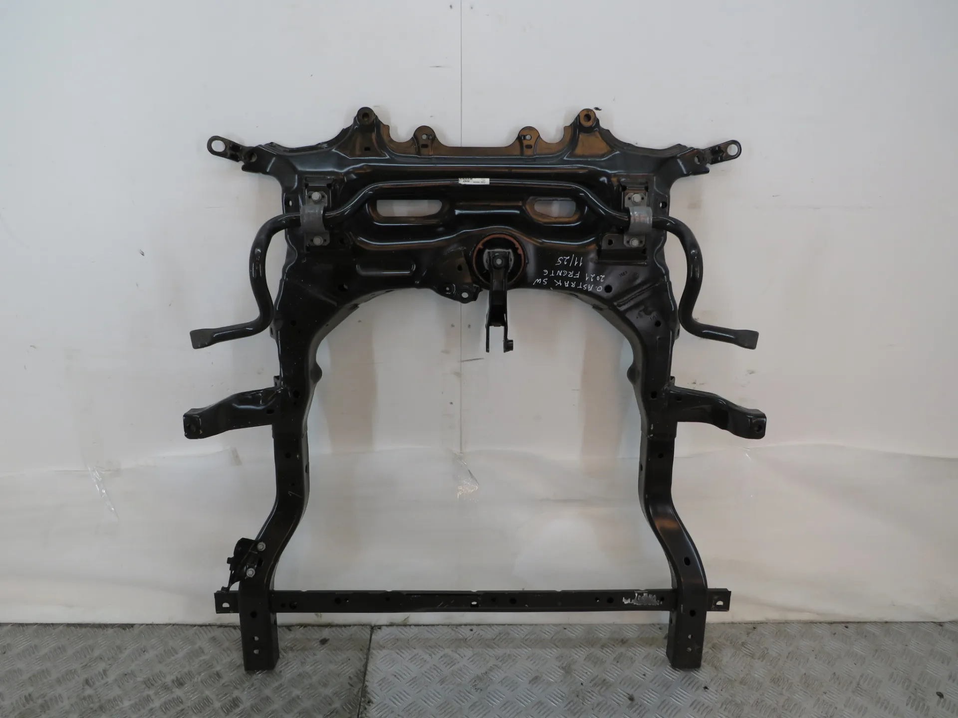 Front subframe OPEL Astra K Sports Tourer