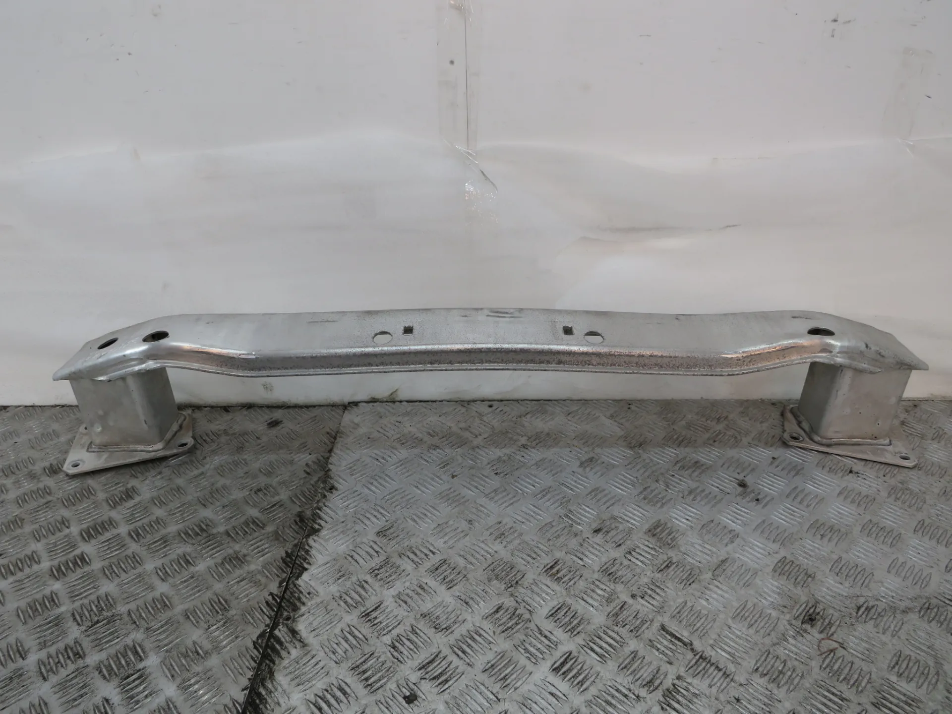 Rear bumper reinforcement OPEL Astra K Sports Tourer
