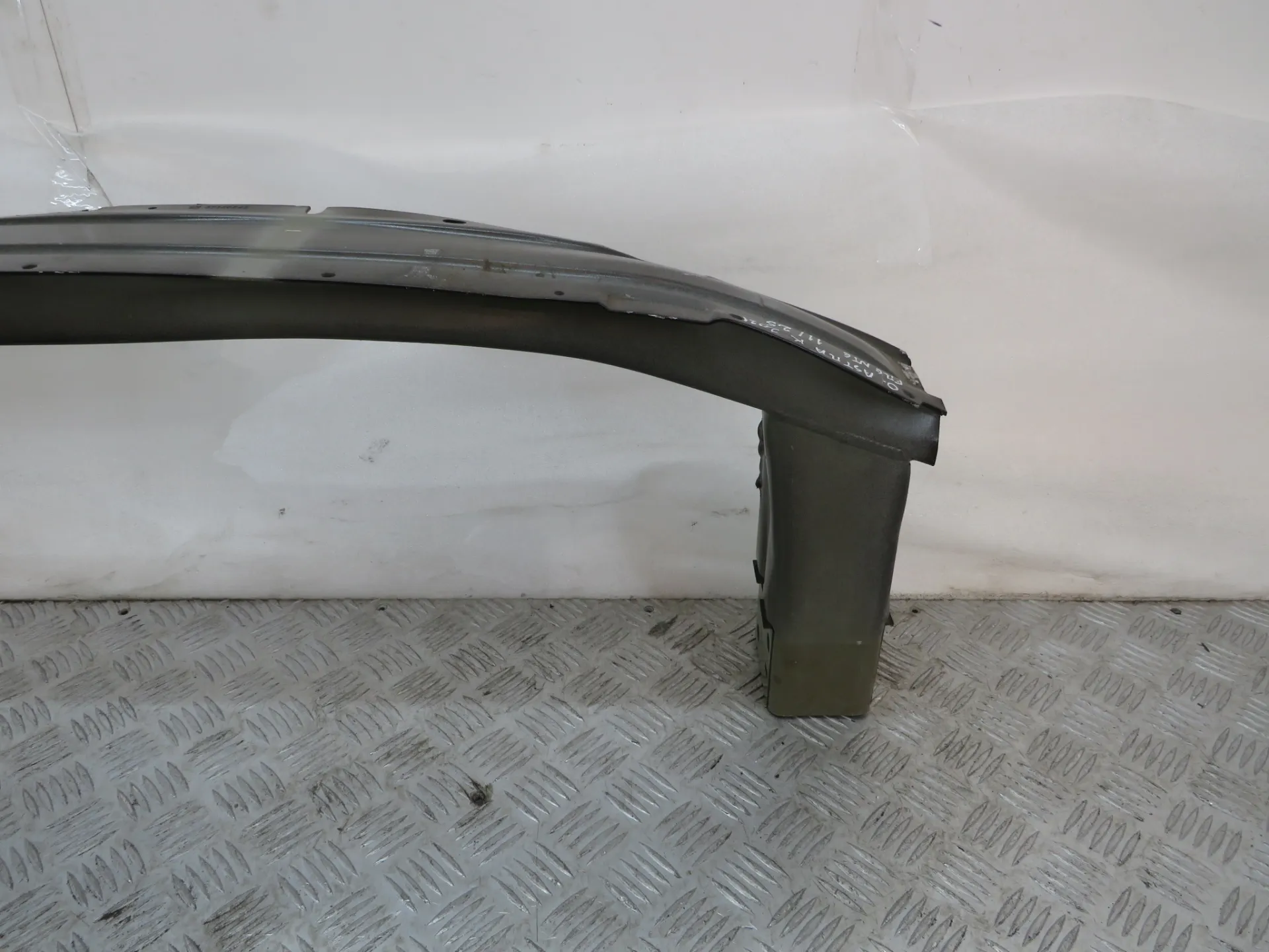 Front bumper reinforcement OPEL Astra K Sports Tourer Imagem-2