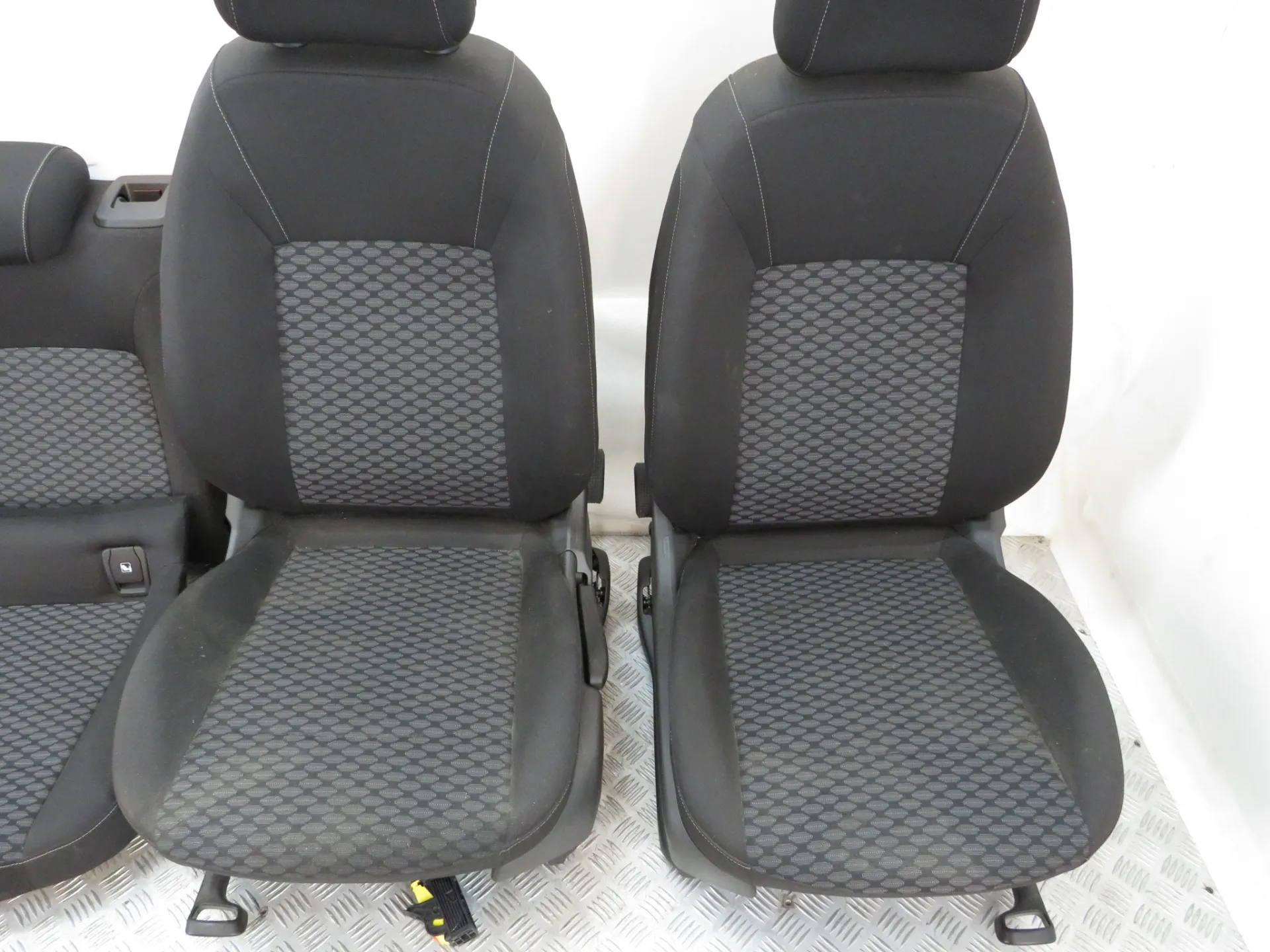 Seats set OPEL Astra K Sports Tourer Imagem-1