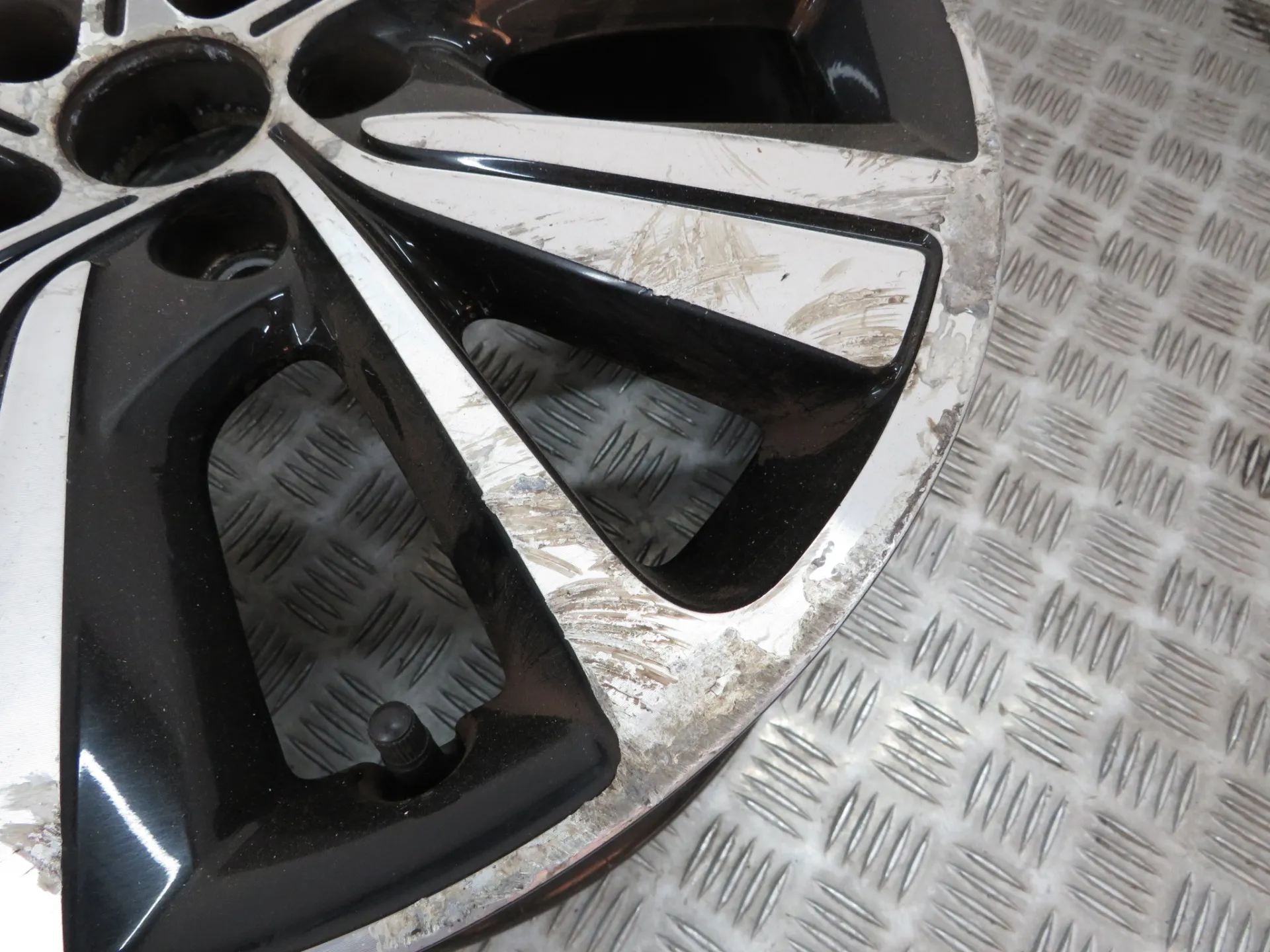 Conjunto de jantes CITROËN C4 Grand Picasso II (DA_, DE_) Imagem-2