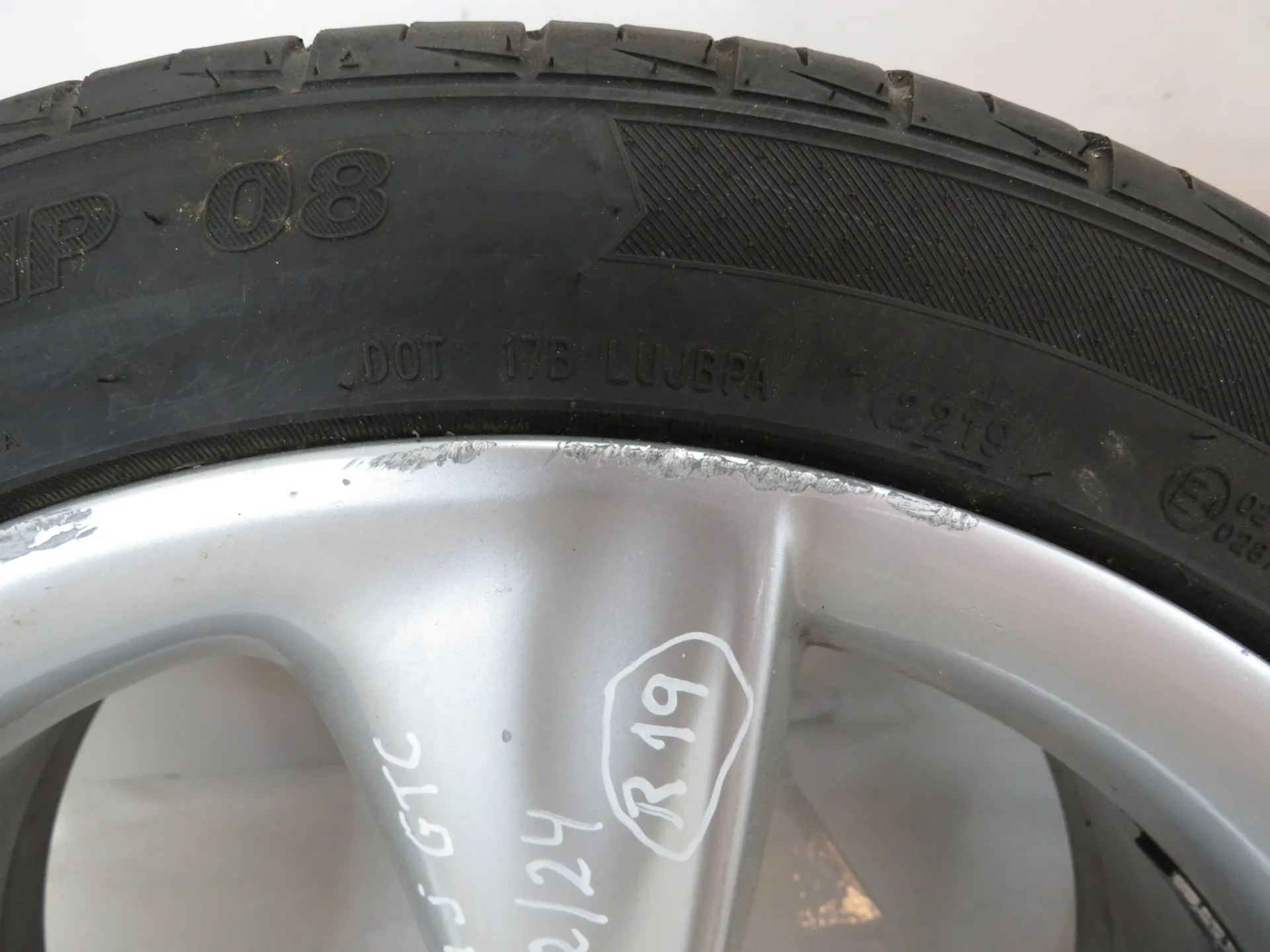 Wheel set OPEL Astra J GTC Imagem-2