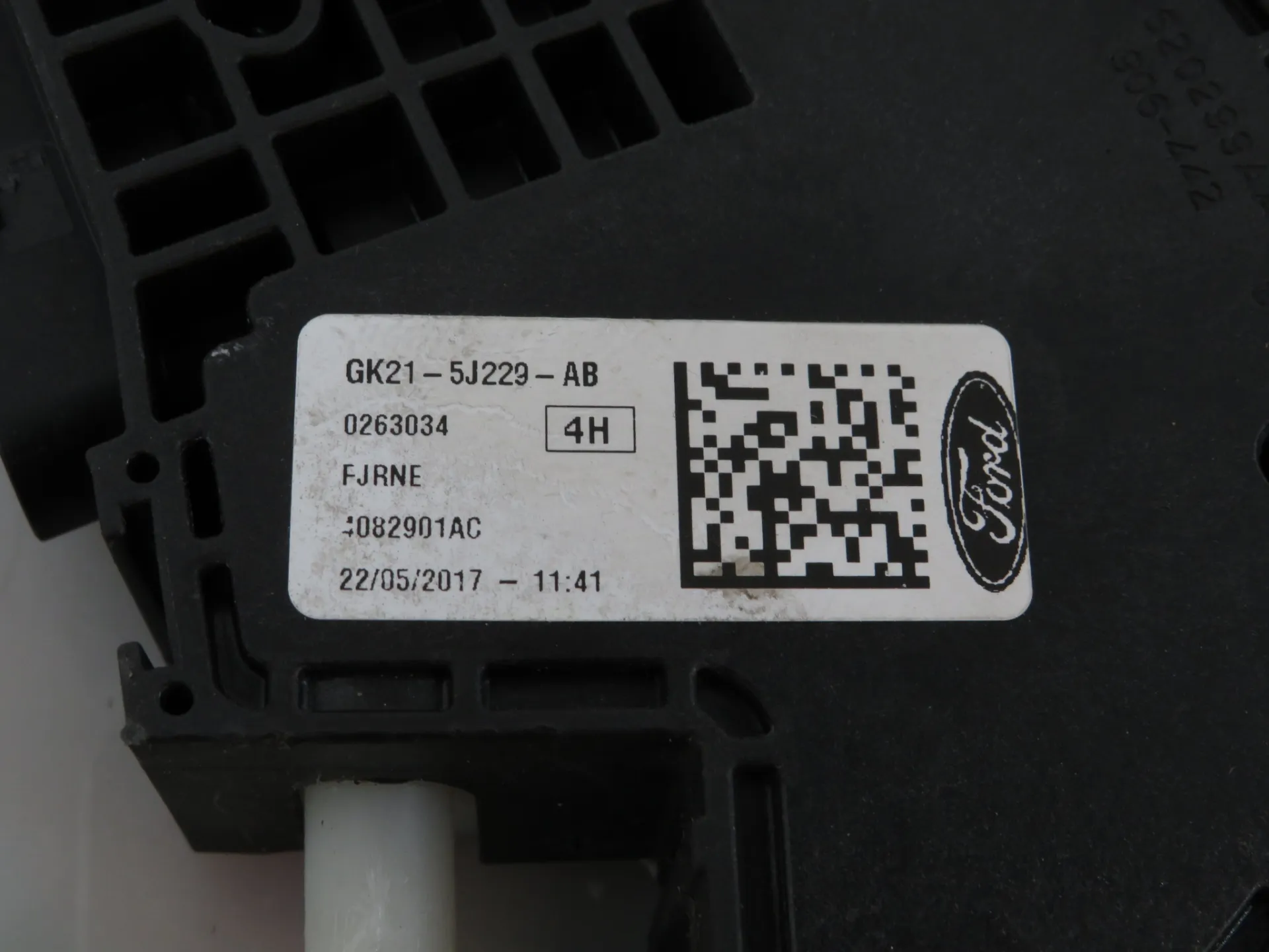 Serbatoio AdBlue FORD Transit Custom Kombi Imagem-4