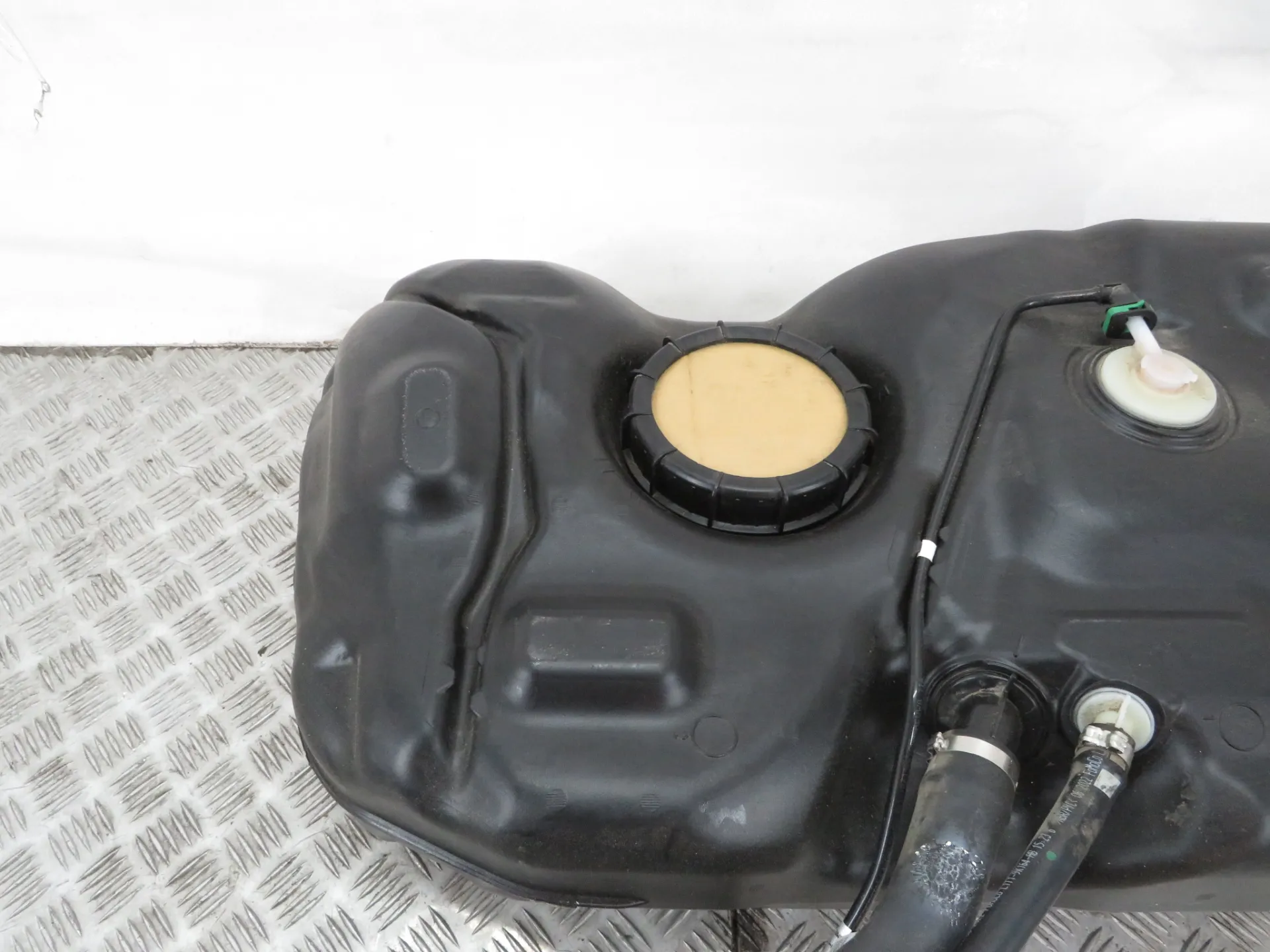 Serbatoio carburante FORD Puma (J2K, CF7) Imagem-1