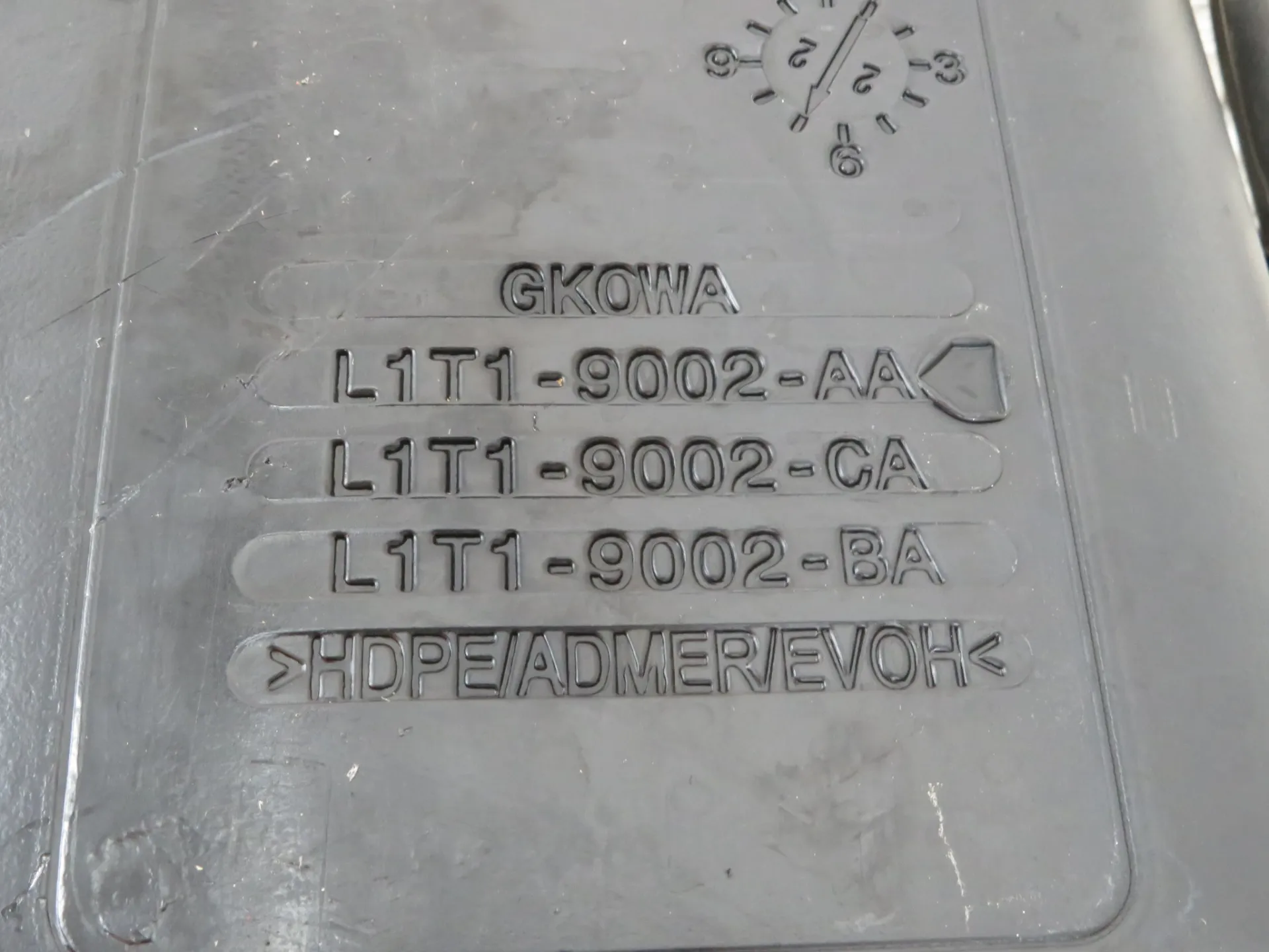 Serbatoio carburante FORD Puma (J2K, CF7) Imagem-5