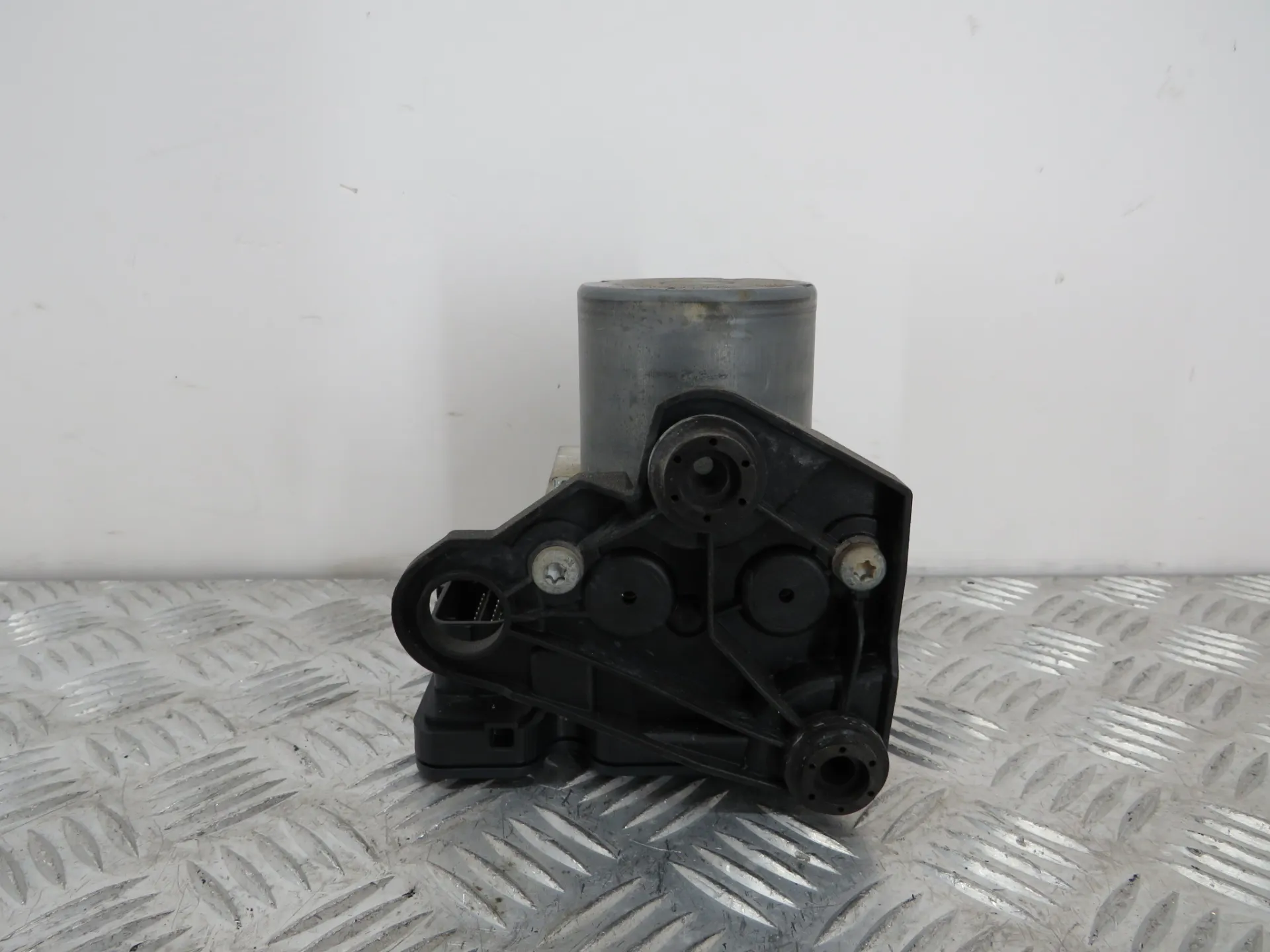 ABS VOLKSWAGEN Polo (AW1) Imagem-1