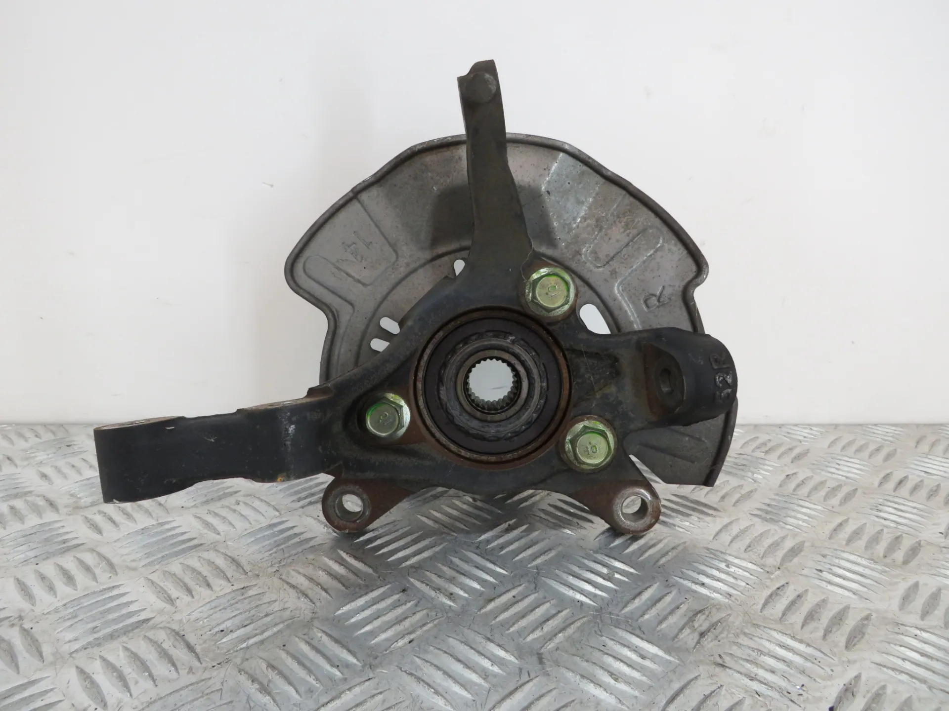 Manga de eixo frente direita SUZUKI Swift V (RZ, AZ)