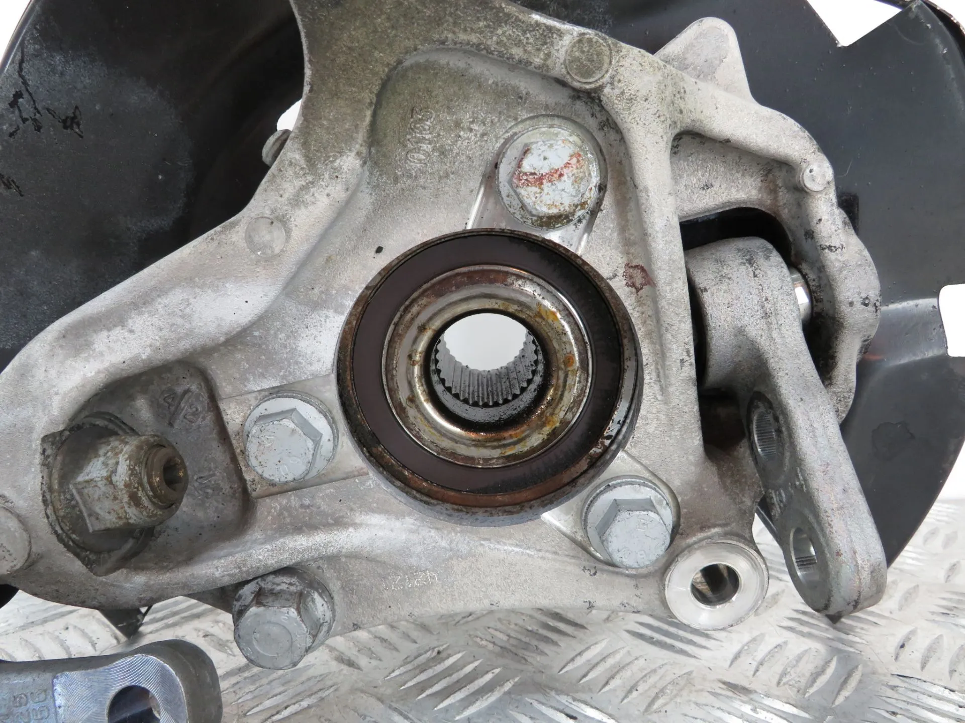 Right front steering knuckle OPEL Astra J GTC Imagem-1