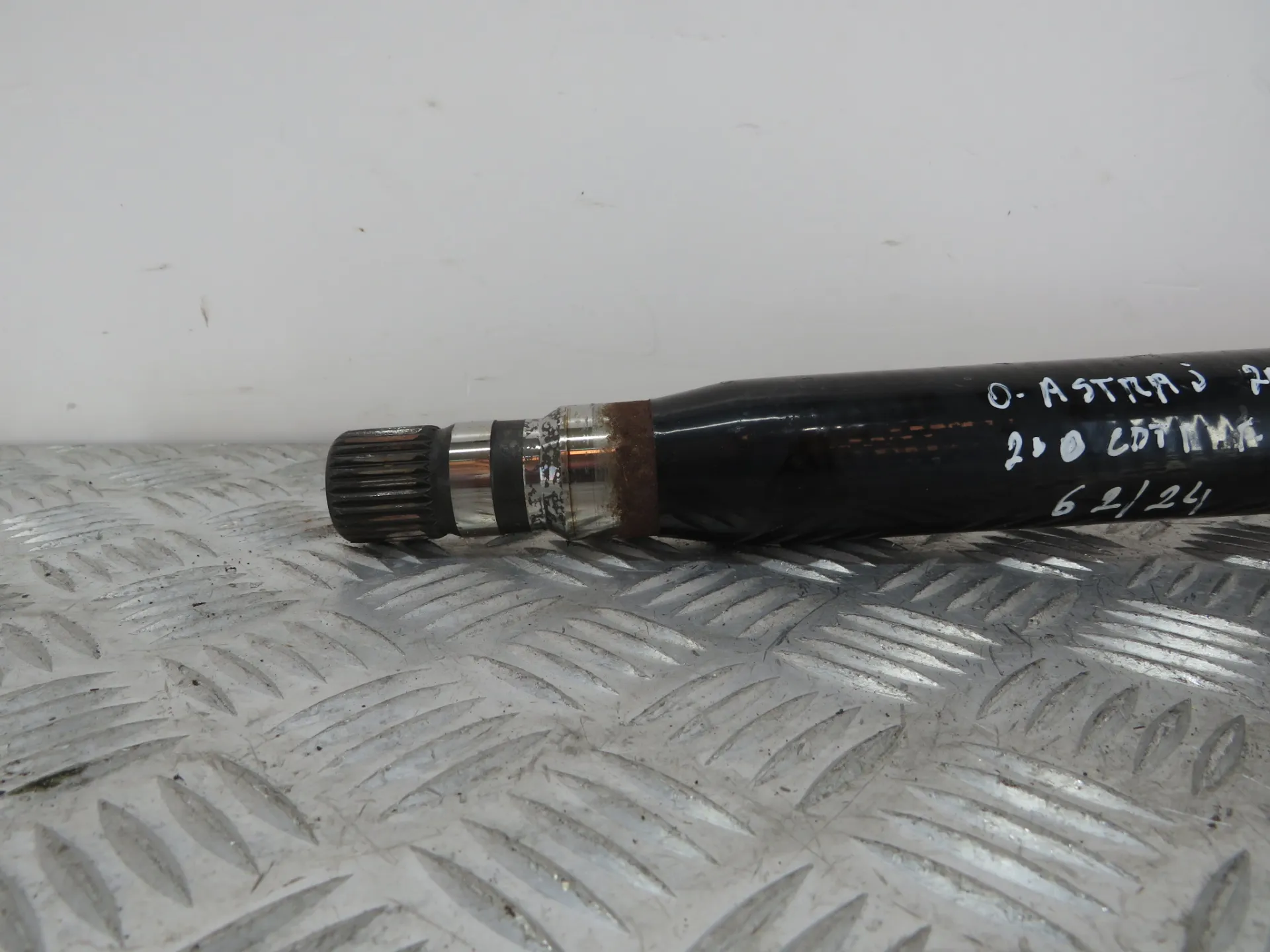 Right front driveshaft OPEL Astra J GTC Imagem-1