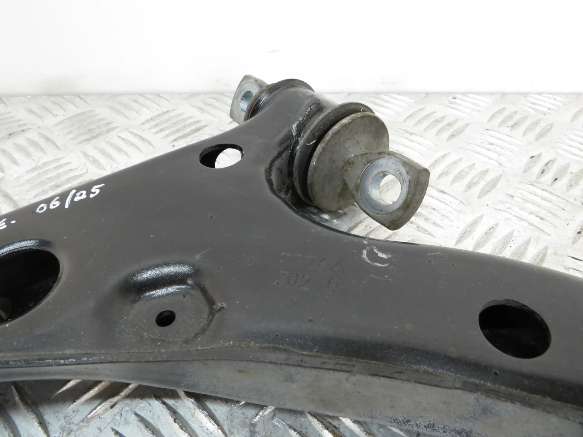 Left front suspension arm OPEL Astra K Sports Tourer Imagem-2
