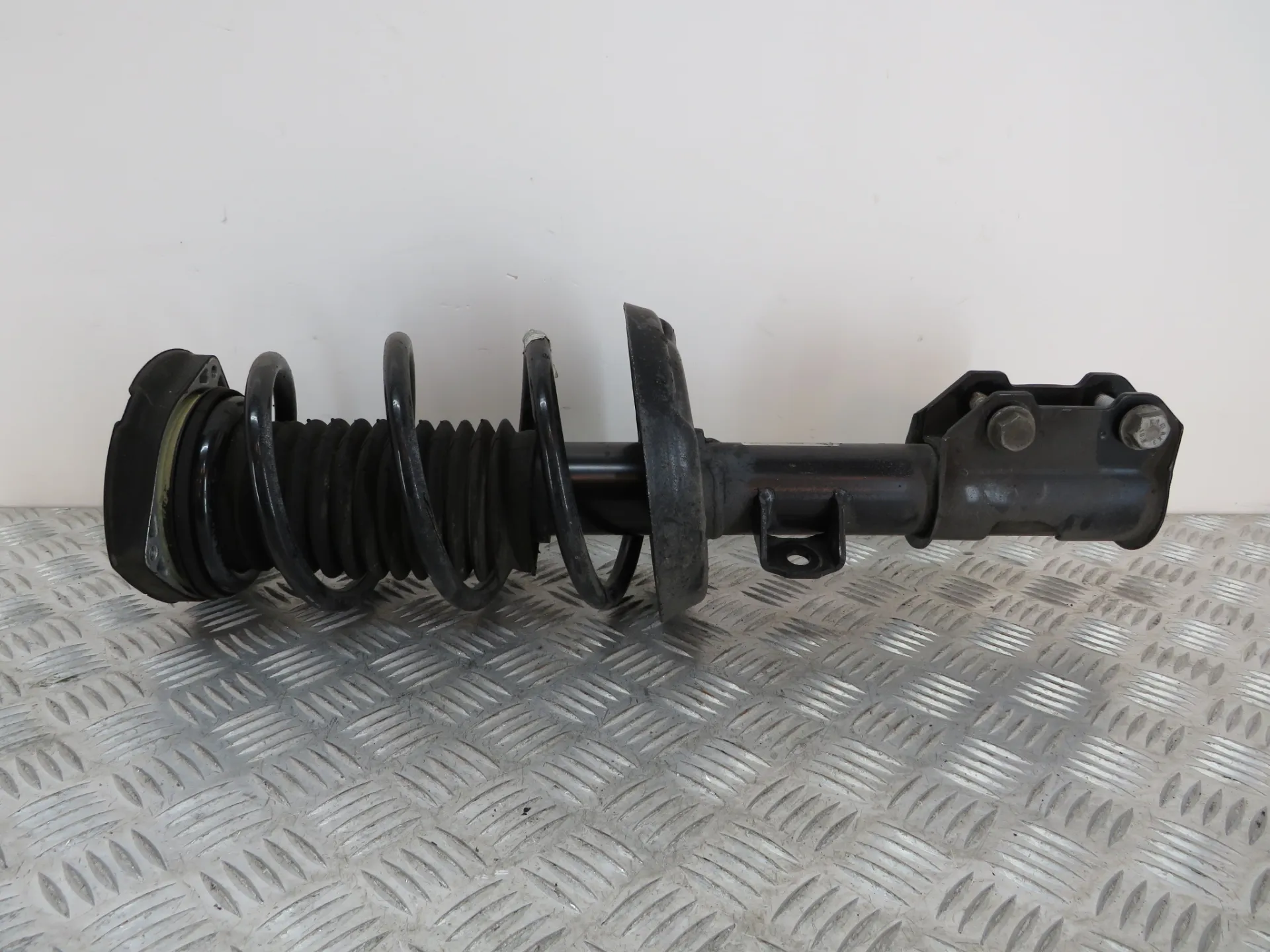 Right Front Shock Absorber OPEL Astra K Sports Tourer