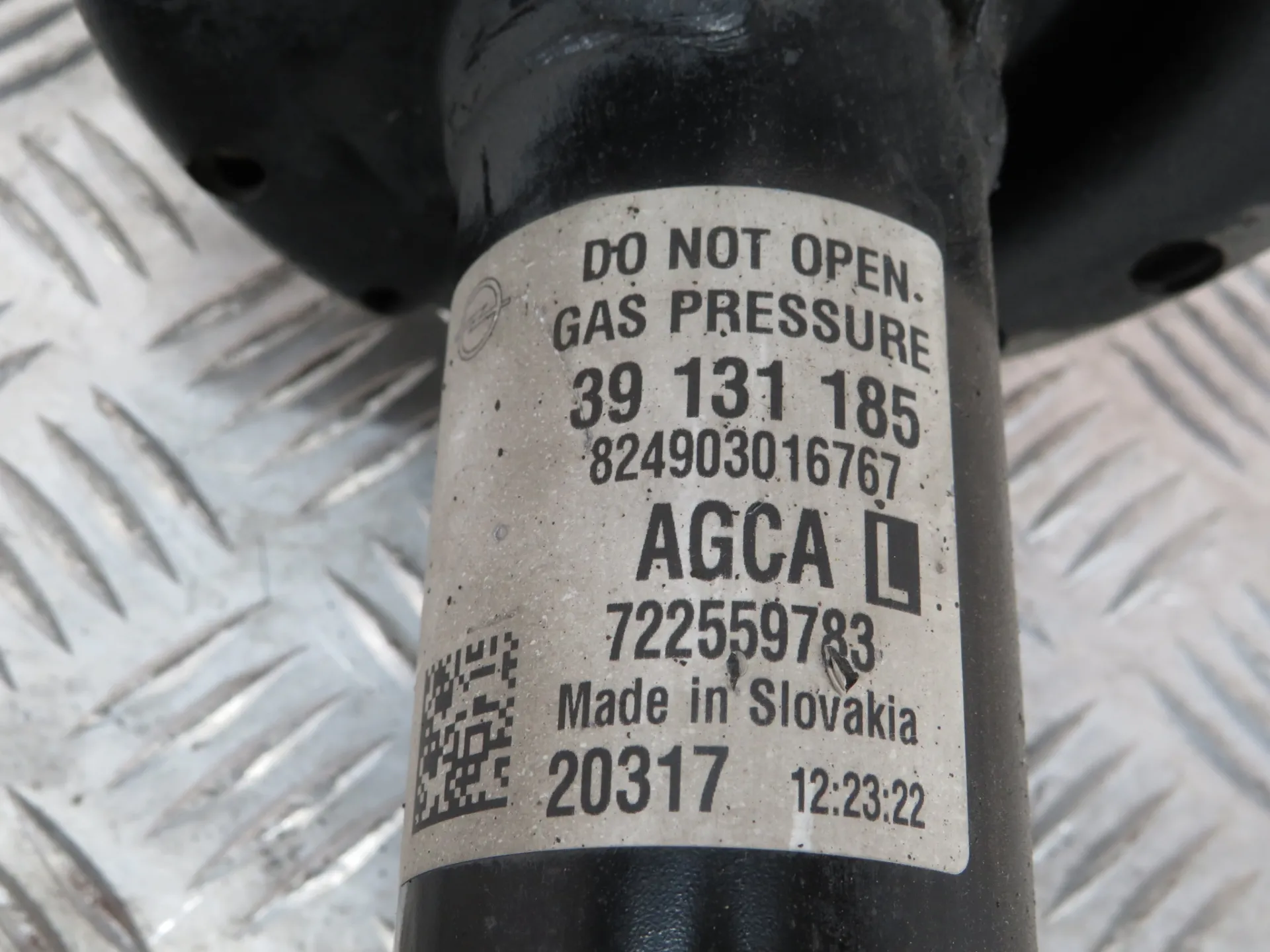 Left Front Shock Absorber OPEL Astra K Sports Tourer Imagem-3