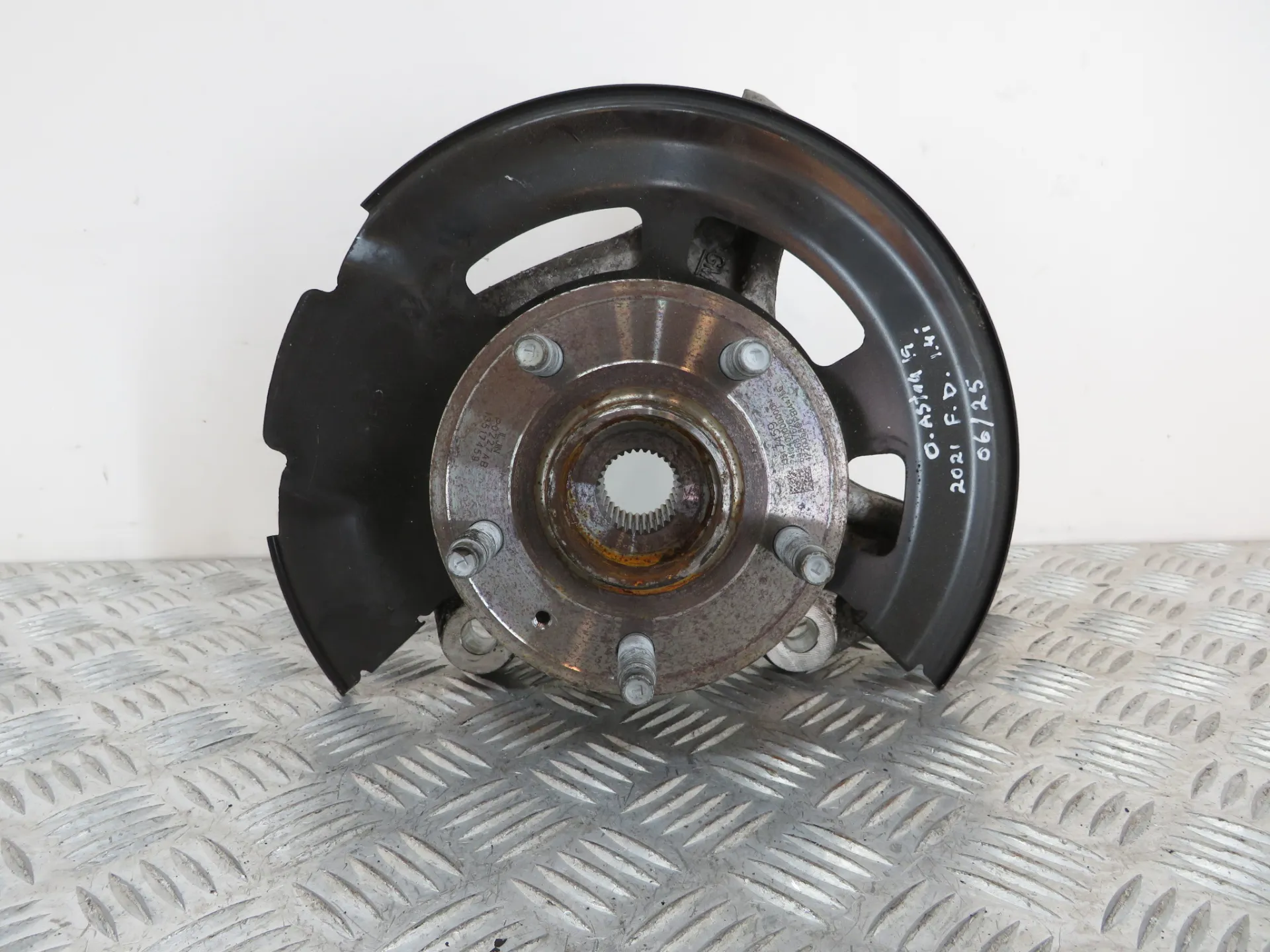 Right front steering knuckle OPEL Astra K Sports Tourer Imagem-2