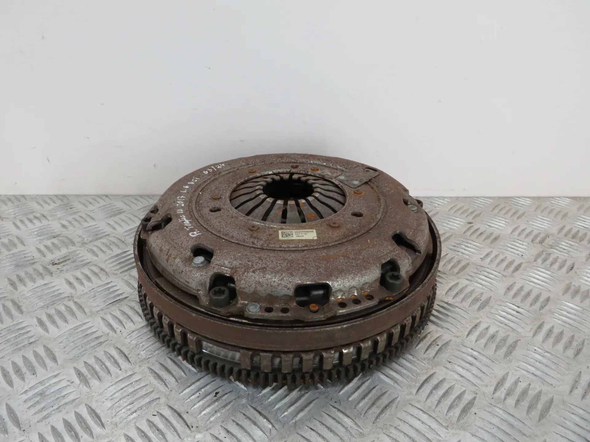 Volante motor RENAULT Trafic III (FG_)