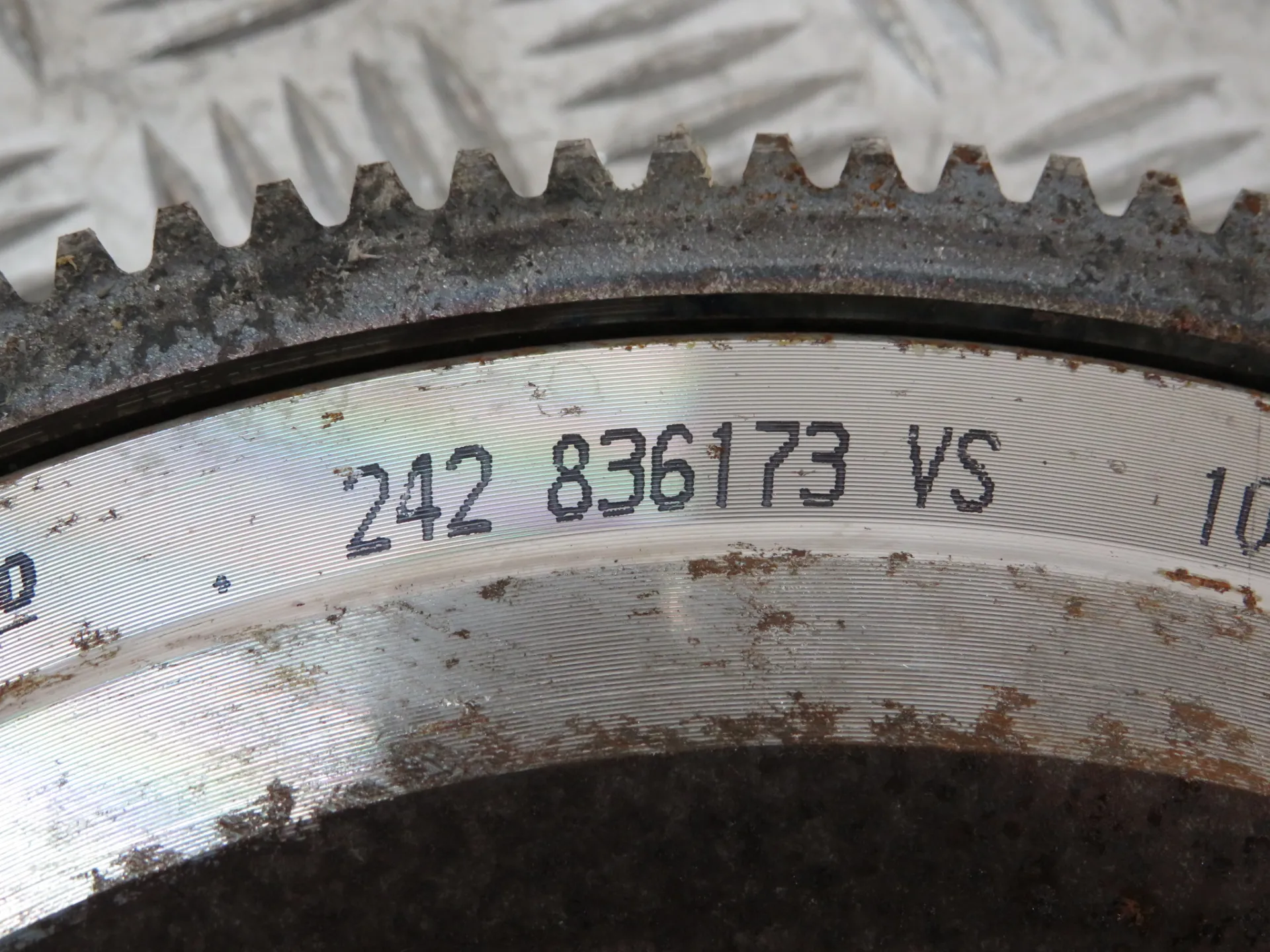 Volante motor PEUGEOT 308 SW II Imagem-3