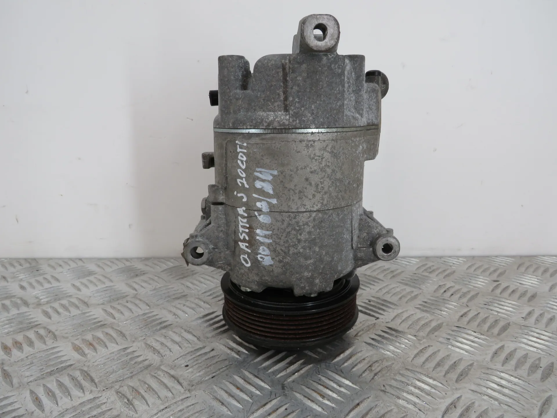 AC compressor OPEL Astra J GTC Imagem-2