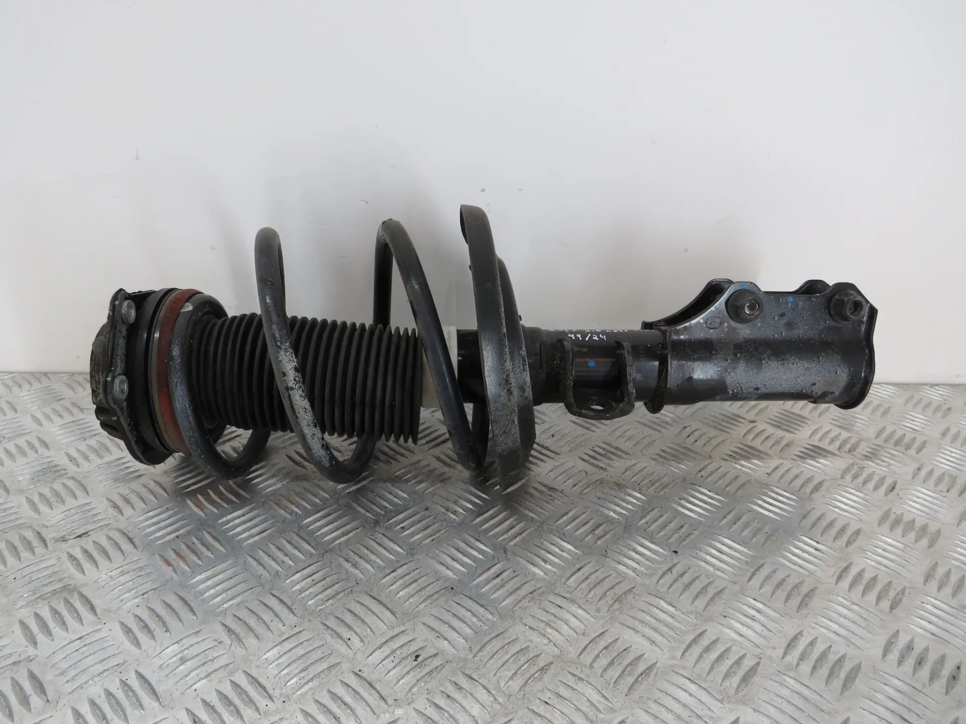 Right Front Shock Absorber OPEL Insignia B Sports Tourer (Z18)
